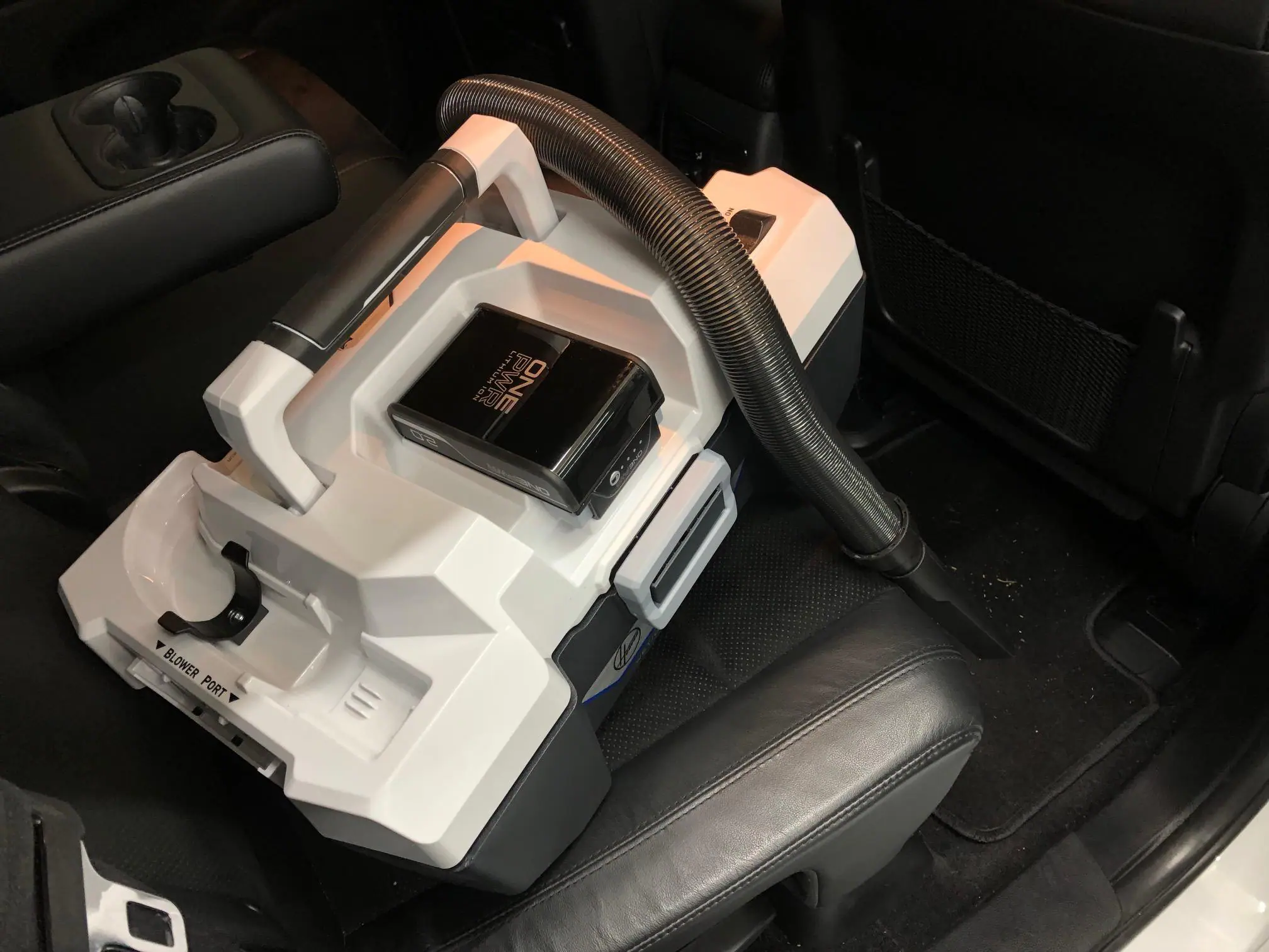 Easy to manoever around the vehicle, click to load a larger version