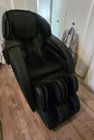 Insignia™ 2D Zero Gravity Full Body Massage Chair Black with silver trim  NS-MGC300BK1 - Best Buy