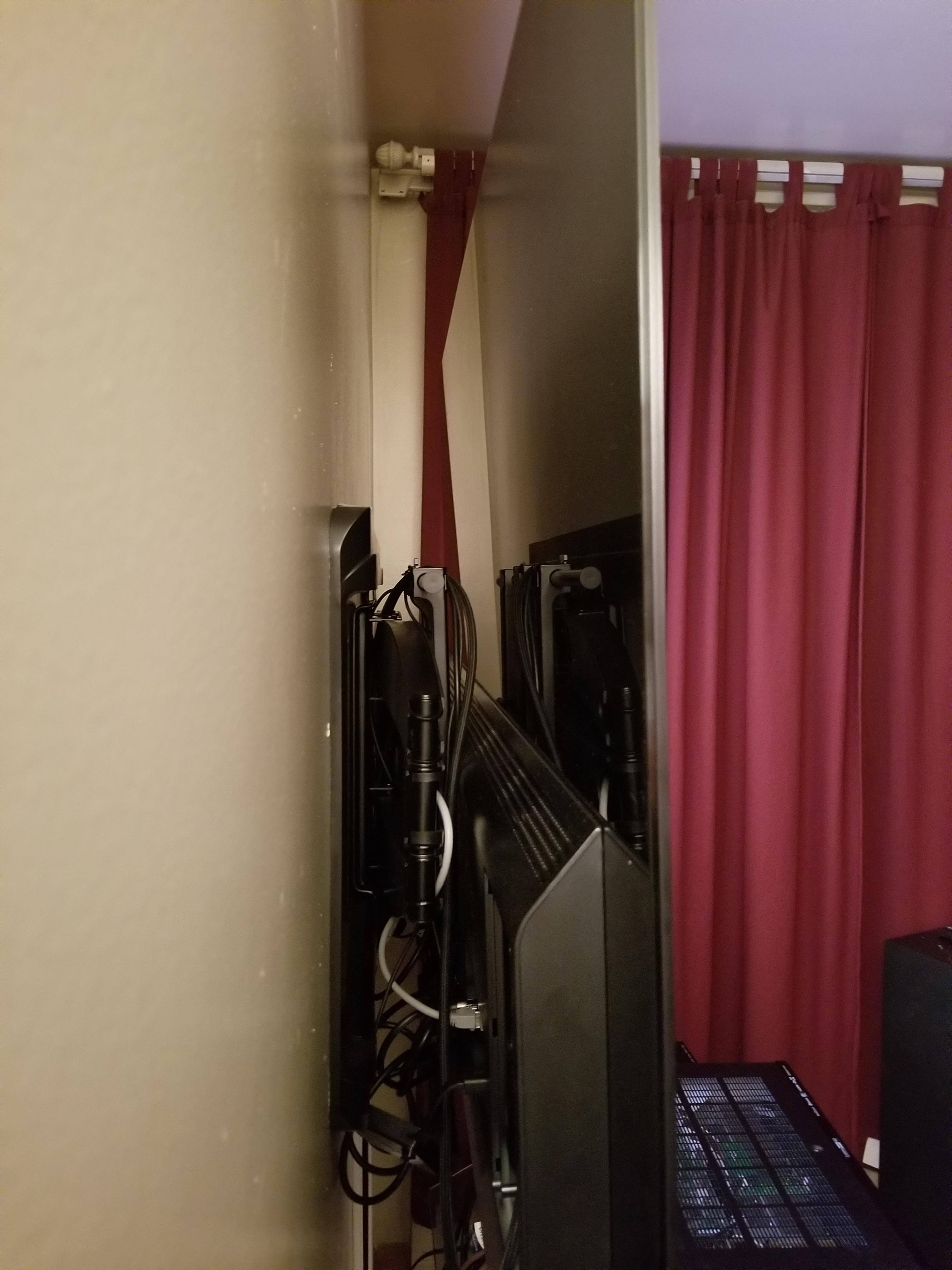 Not Flushed to the wall, click to load a larger version