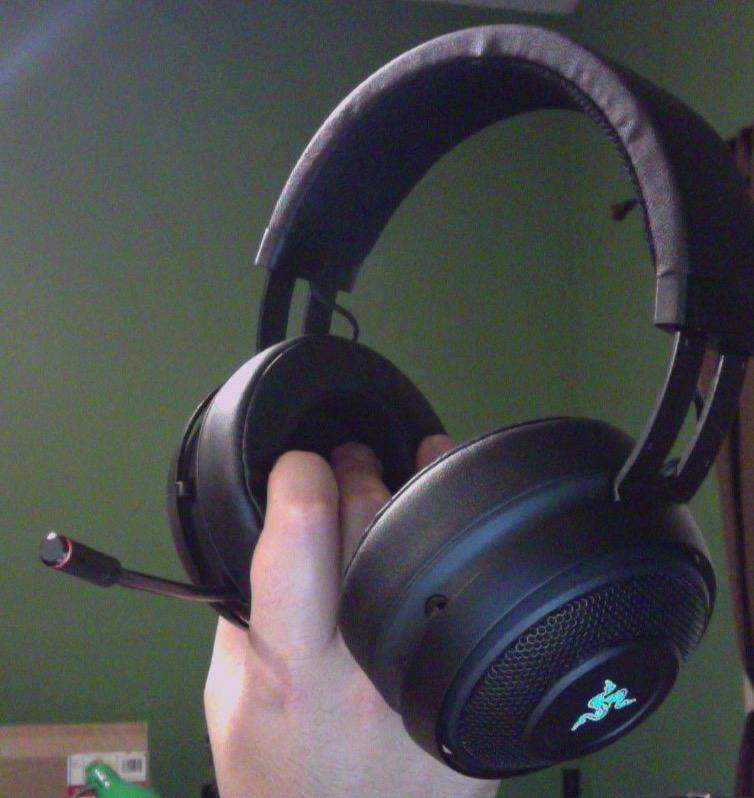 Mic retraction feature is awesome, click to load a larger version