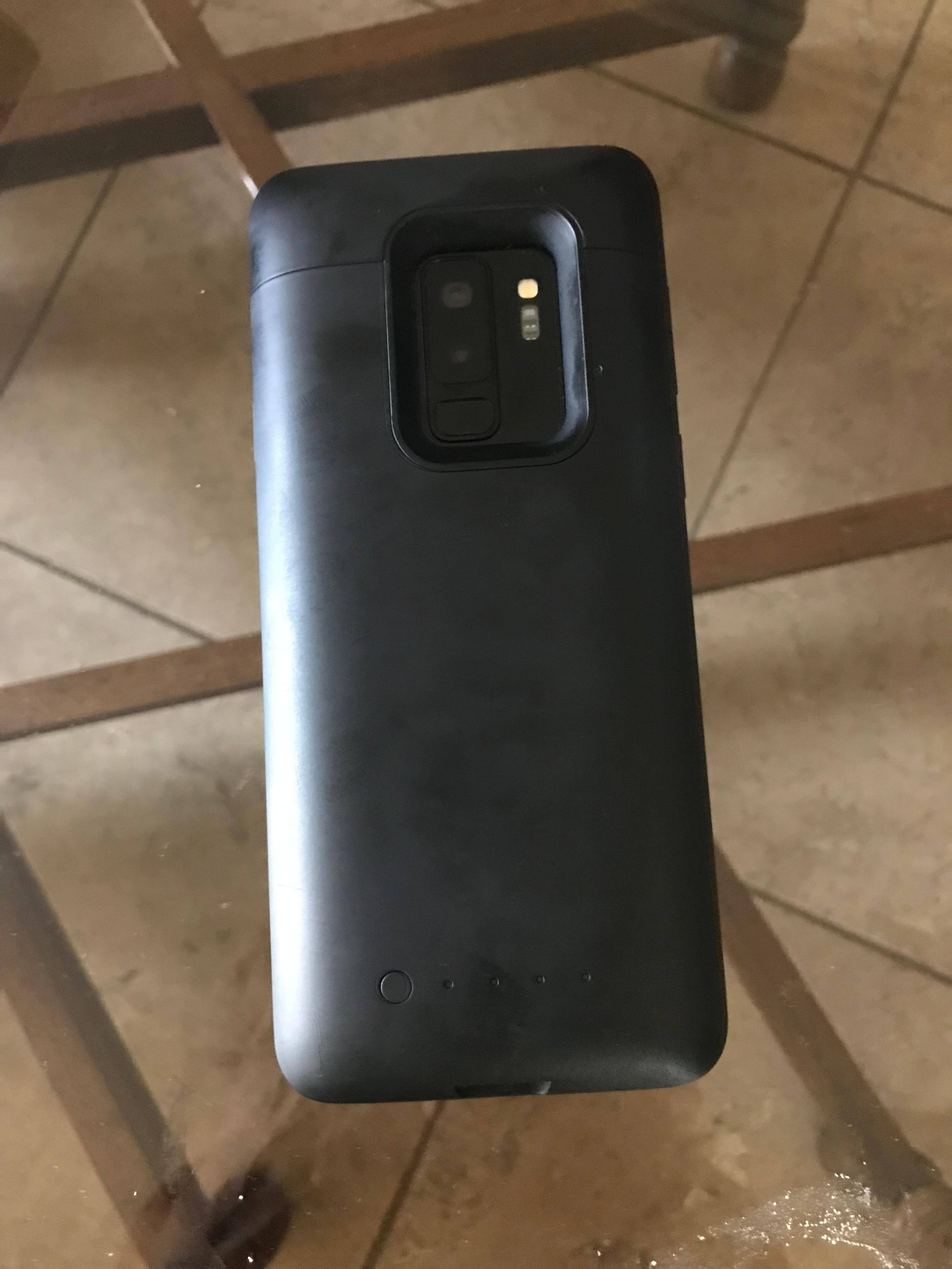 Mophie, click to load a larger version