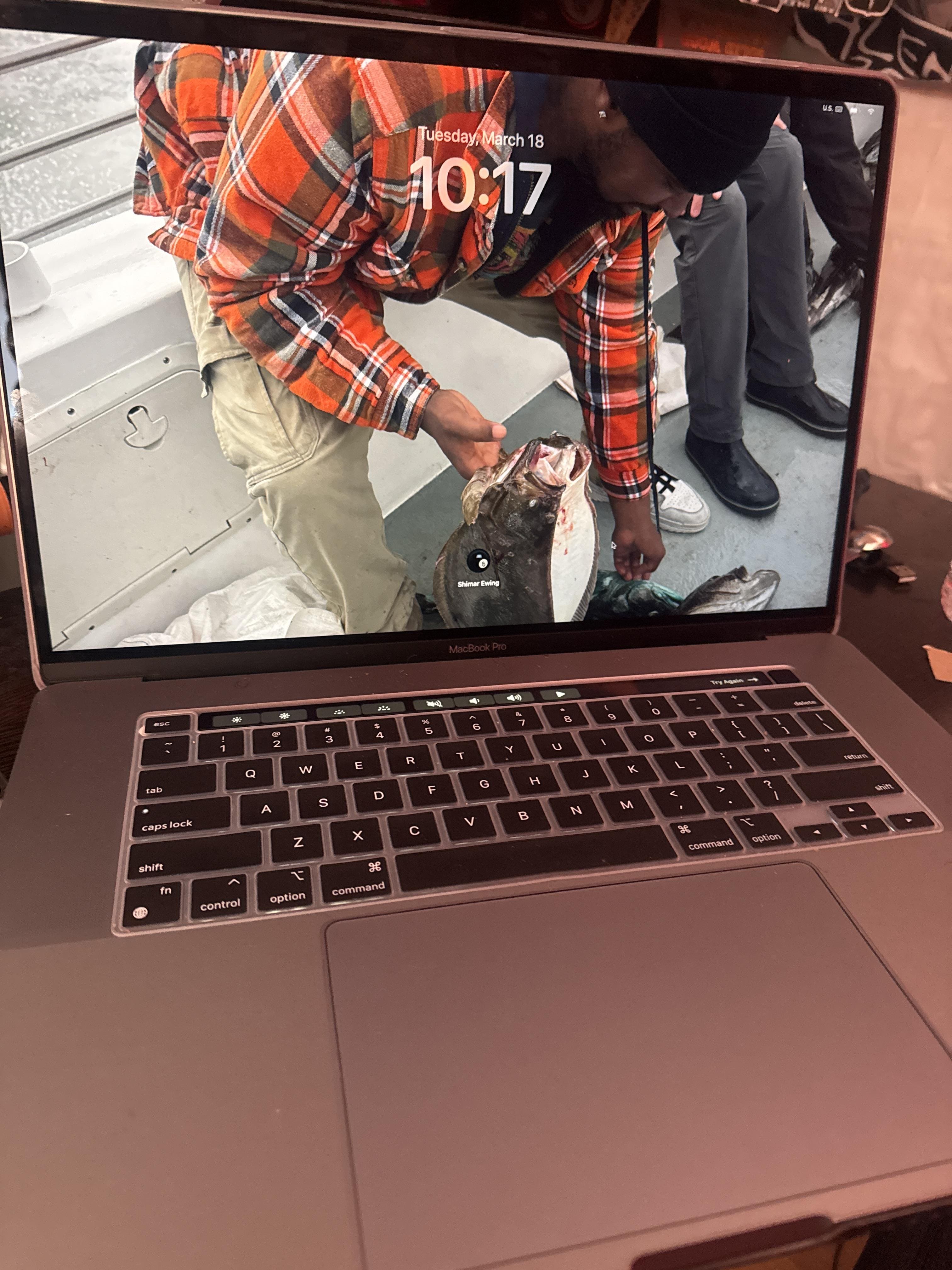 Apple MacBook Pro 16