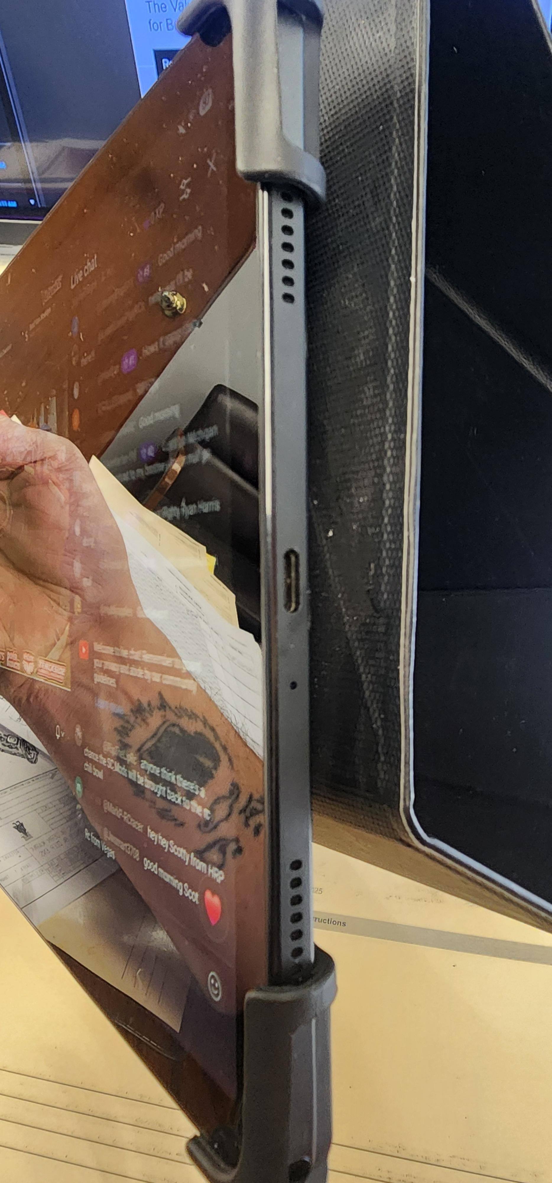 Customer provided, click to load a larger version