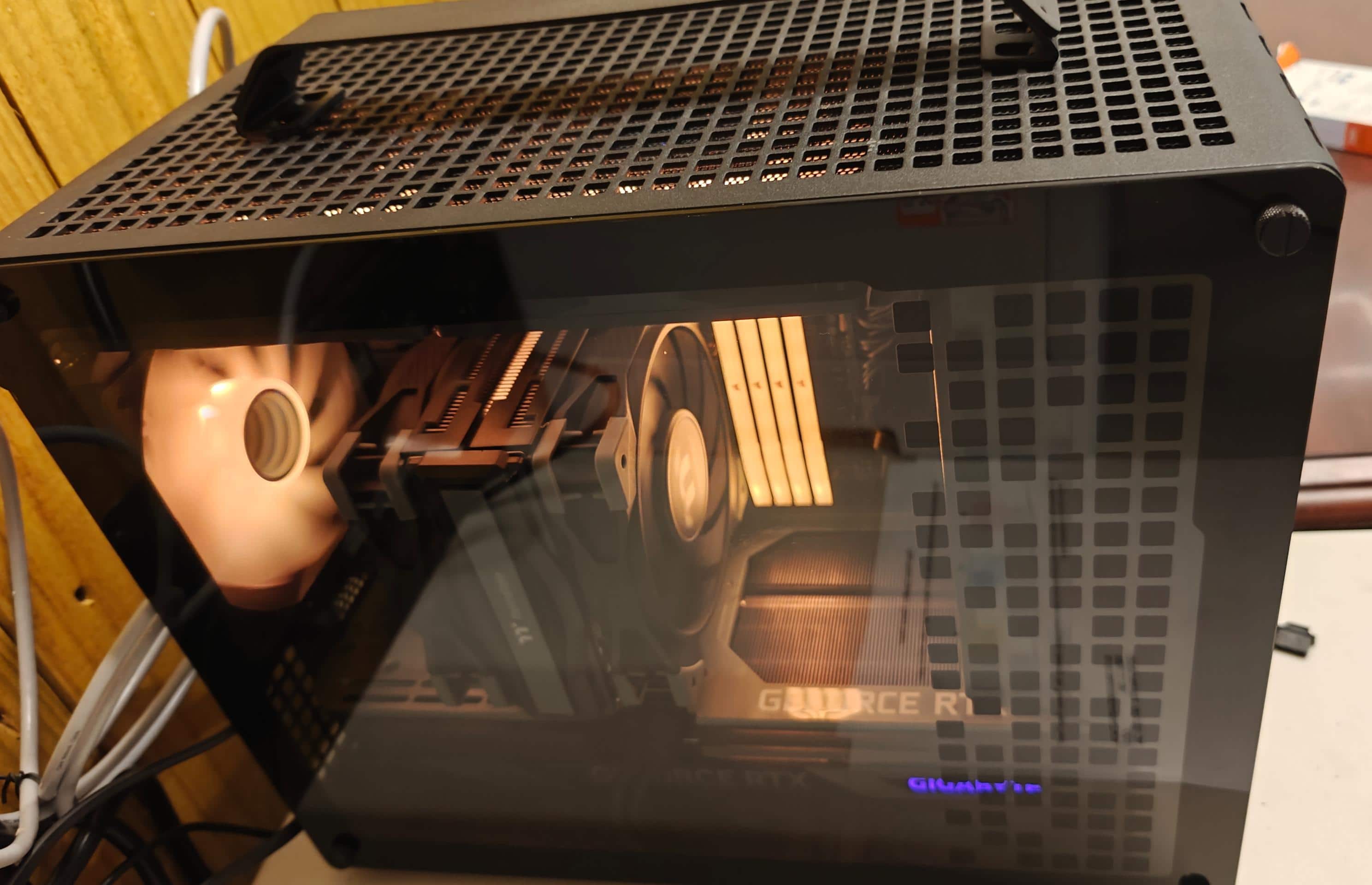 AMD Ryzen 7 9700X 8 Core 16 Thread 3.8 GHz (5.5 GHz Max AMD Ryzen 7 9700X 8 Core 16 Thread 3.8 GHz (5.5 GHz Max