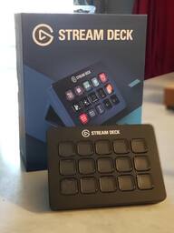 Elgato Stream Deck MK.2 Full size Wired USB Keypad with 15 Elgato Stream Deck MK.2 Full size Wired USB Keypad with 15