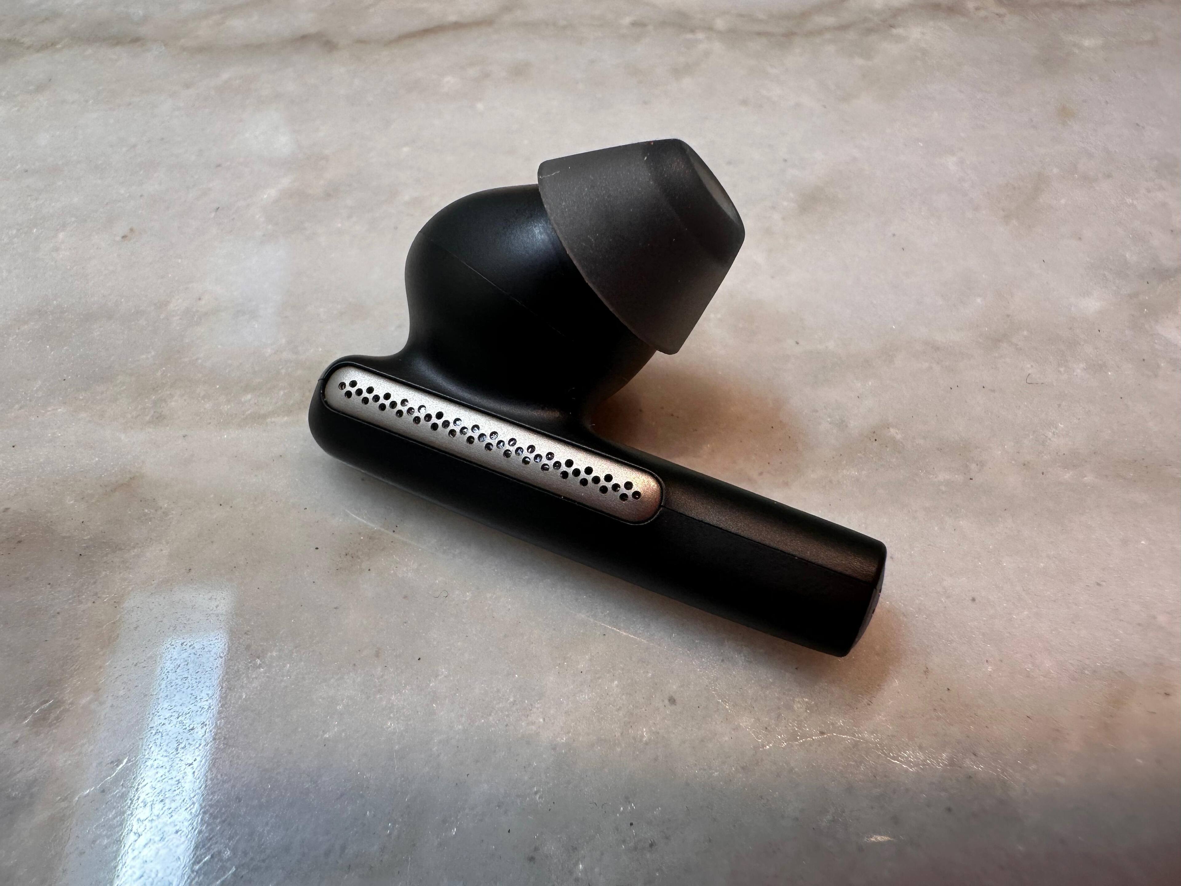 earbud closeup 2, click to load a larger version