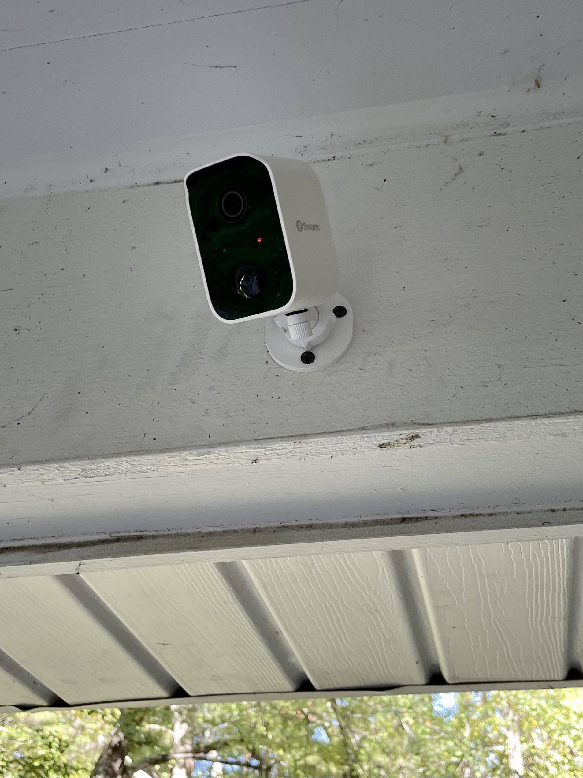 Actual size is nice and compact. About the size of a soft drink can., click to load a larger version