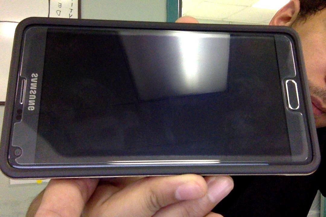 Quality is not great but there ya go... bowing to the max., click to load a larger version