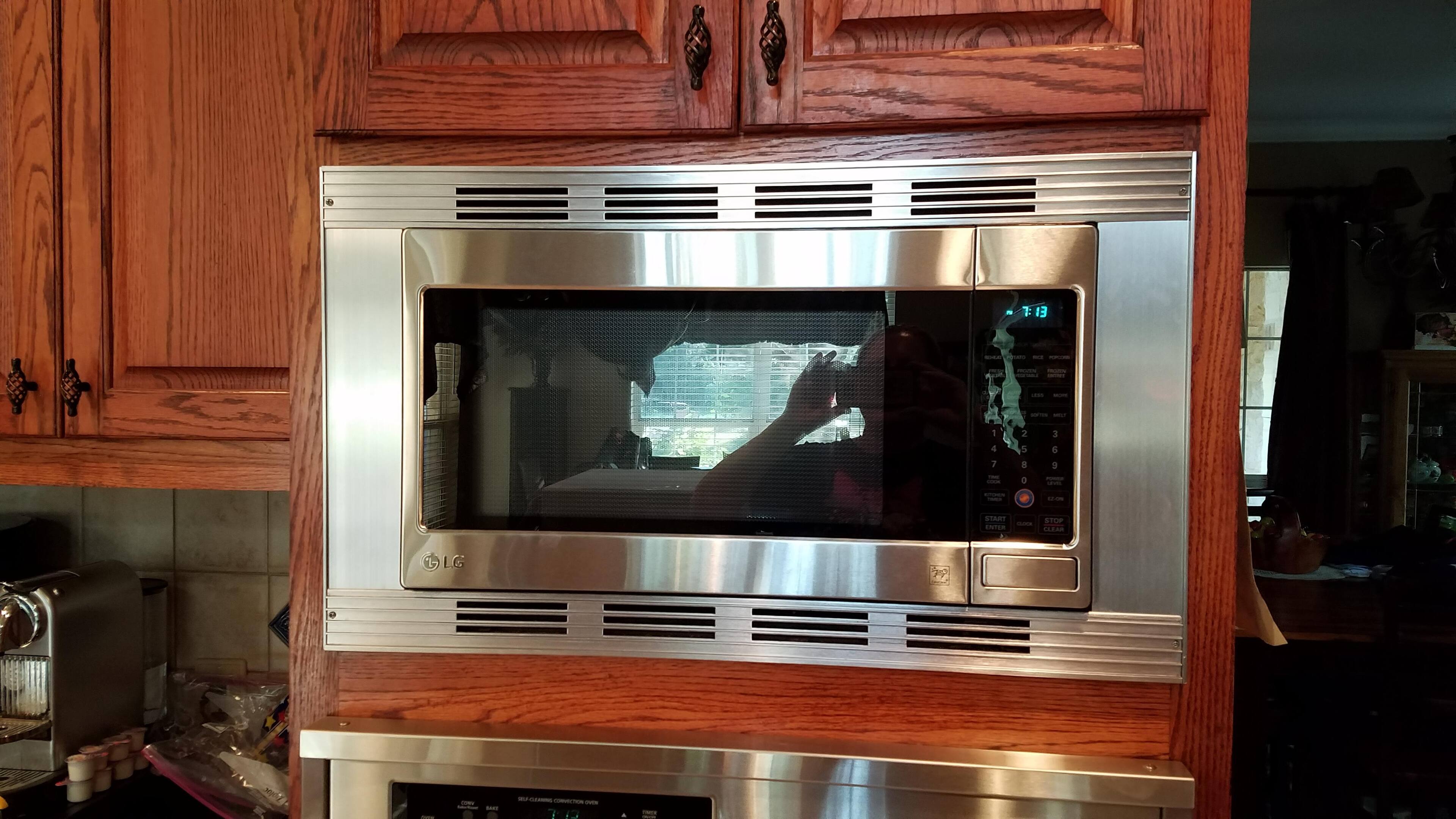 It doesn't come with the trim kit, fyi., click to load a larger version