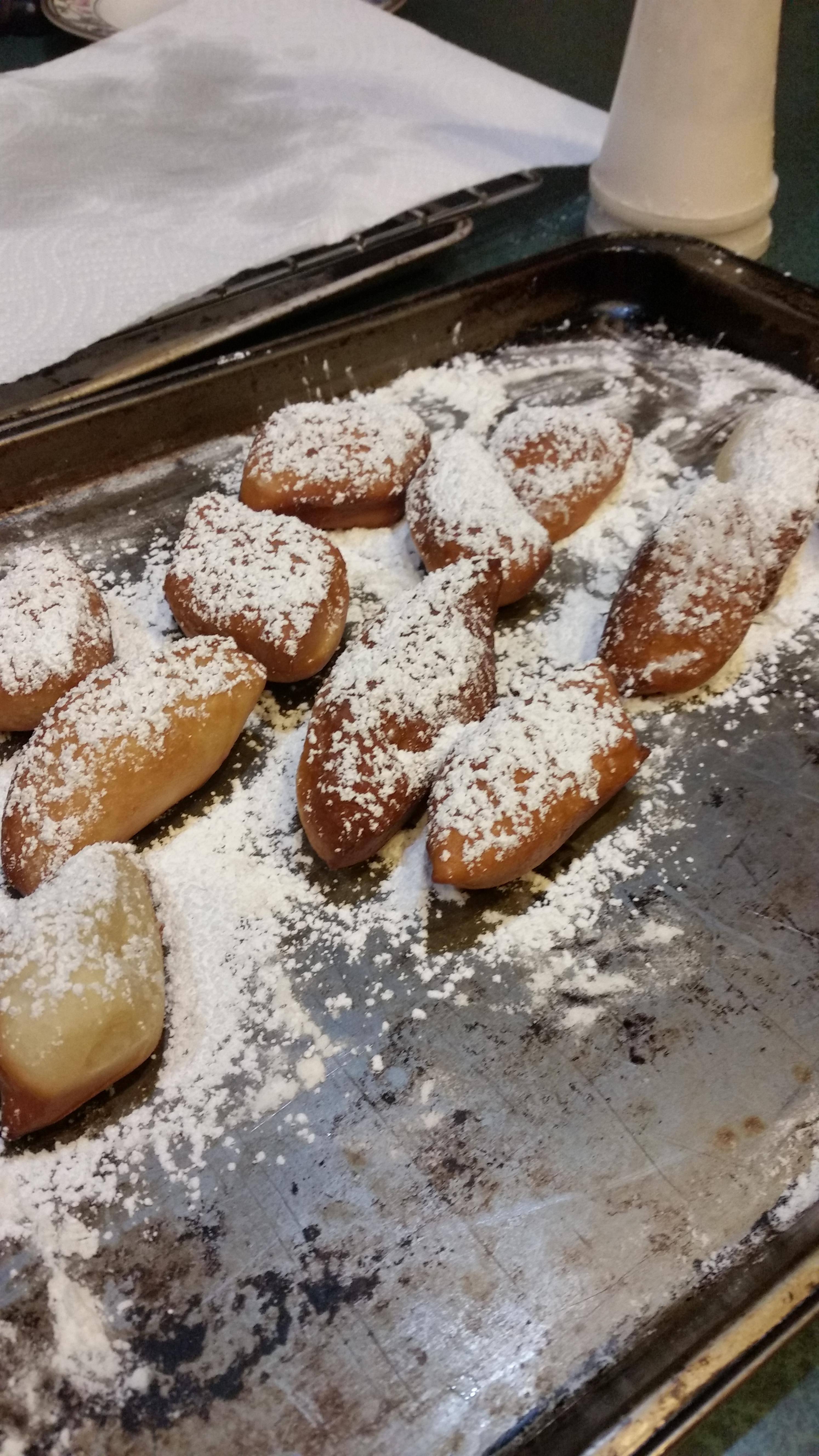 Perfect beignets, even after using the oil for chicken and chips!, click to load a larger version