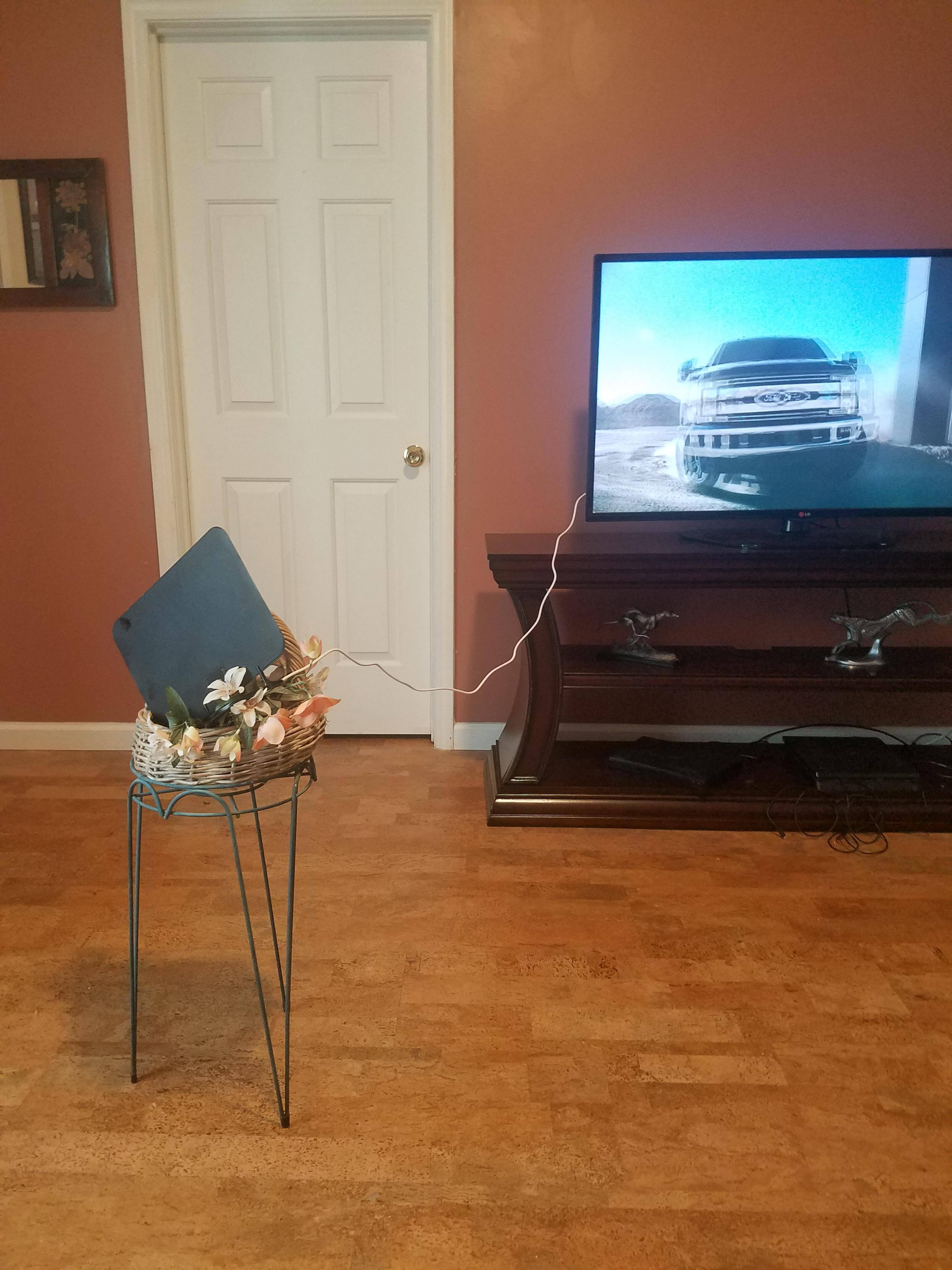 CBS affiliate, click to load a larger version