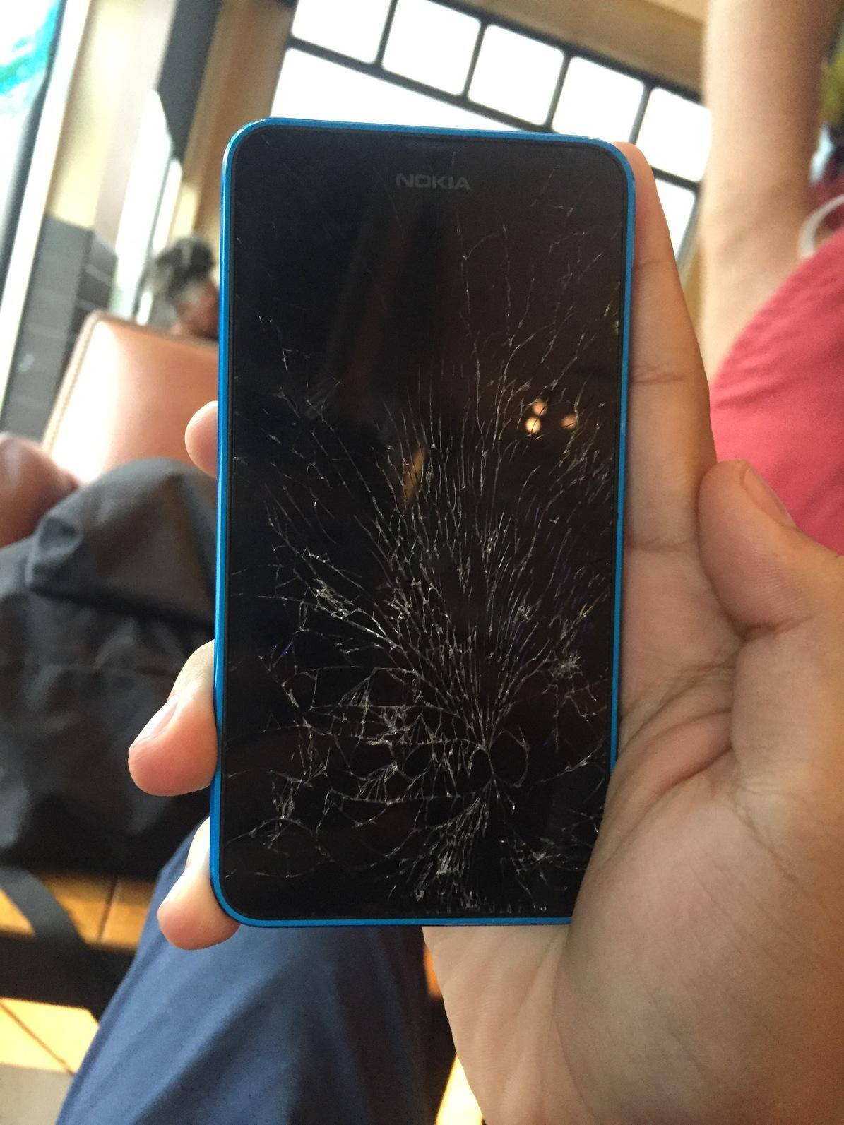 This is what happened when i dropped it..., click to load a larger version