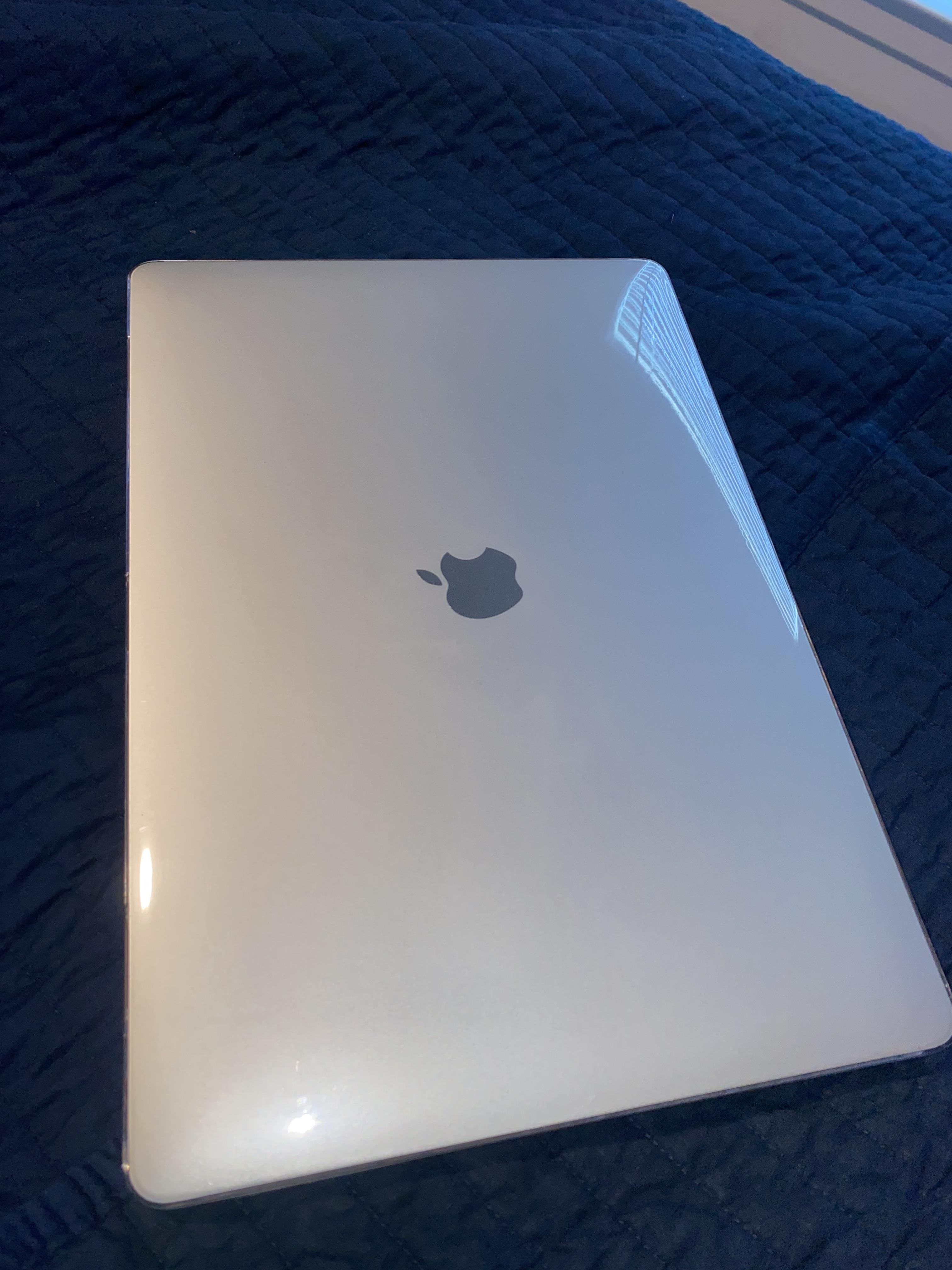 Apple MacBook Pro 16