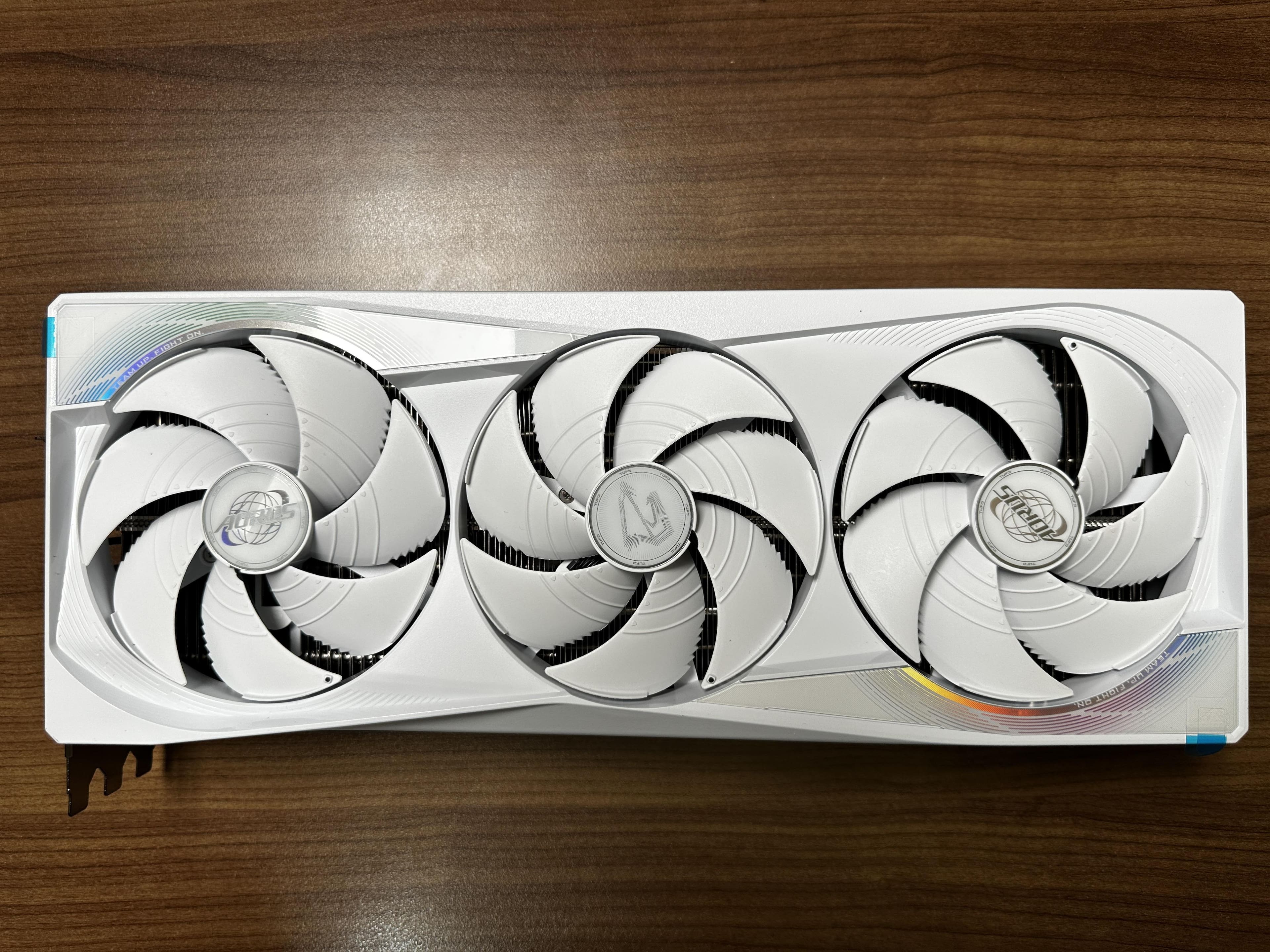GIGABYTE NVIDIA GeForce RTX 5080 AORUS MASTER ICE GDDR7 16G PCI