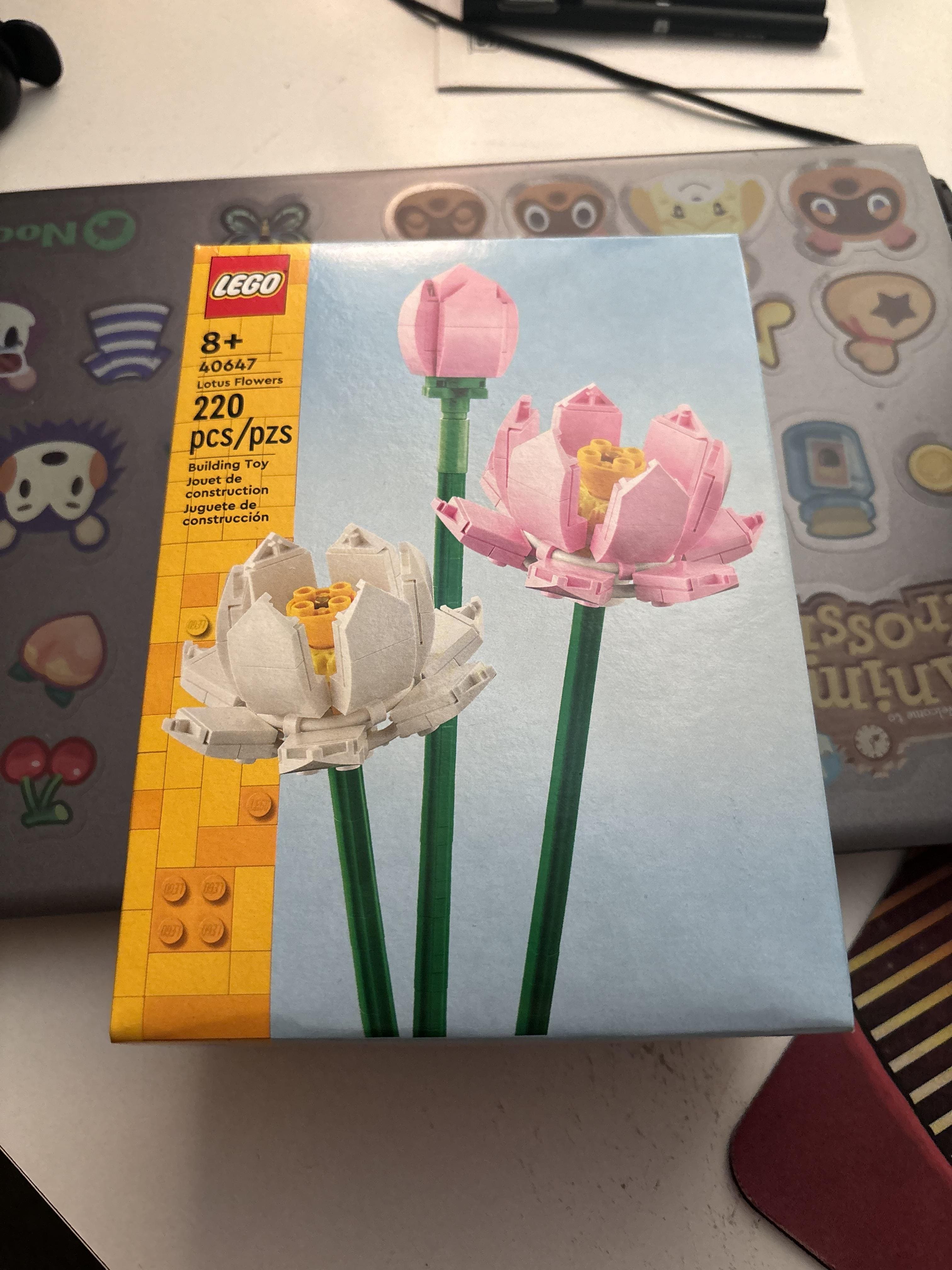 LEGO Lotus Flowers Building Toy Set 40647 6442654 - Best Buy