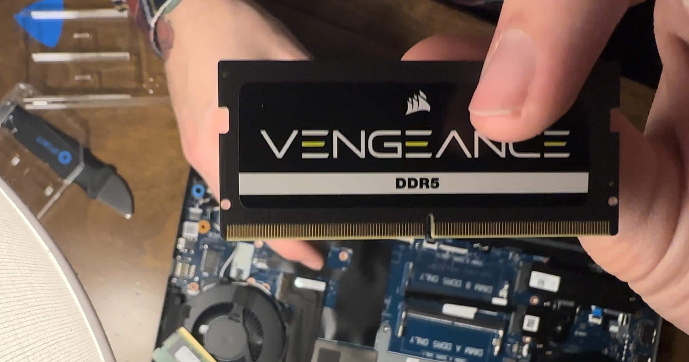 CORSAIR VENGEANCE 16GB (1x16GB) DDR5 4800MHz C40 SODIMM Laptop