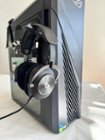Headphone Holder Built-In, click to load a larger version