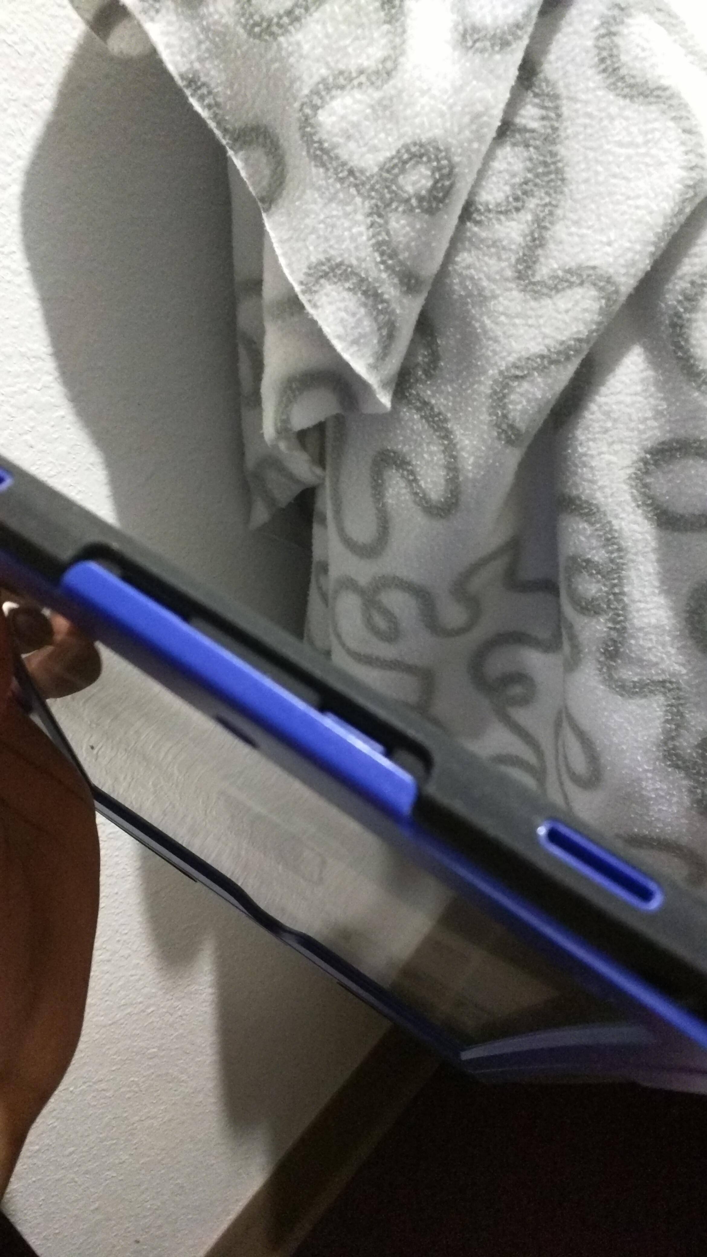 After snapping the thin plastic in place the rubber case wouldn't stay on., click to load a larger version