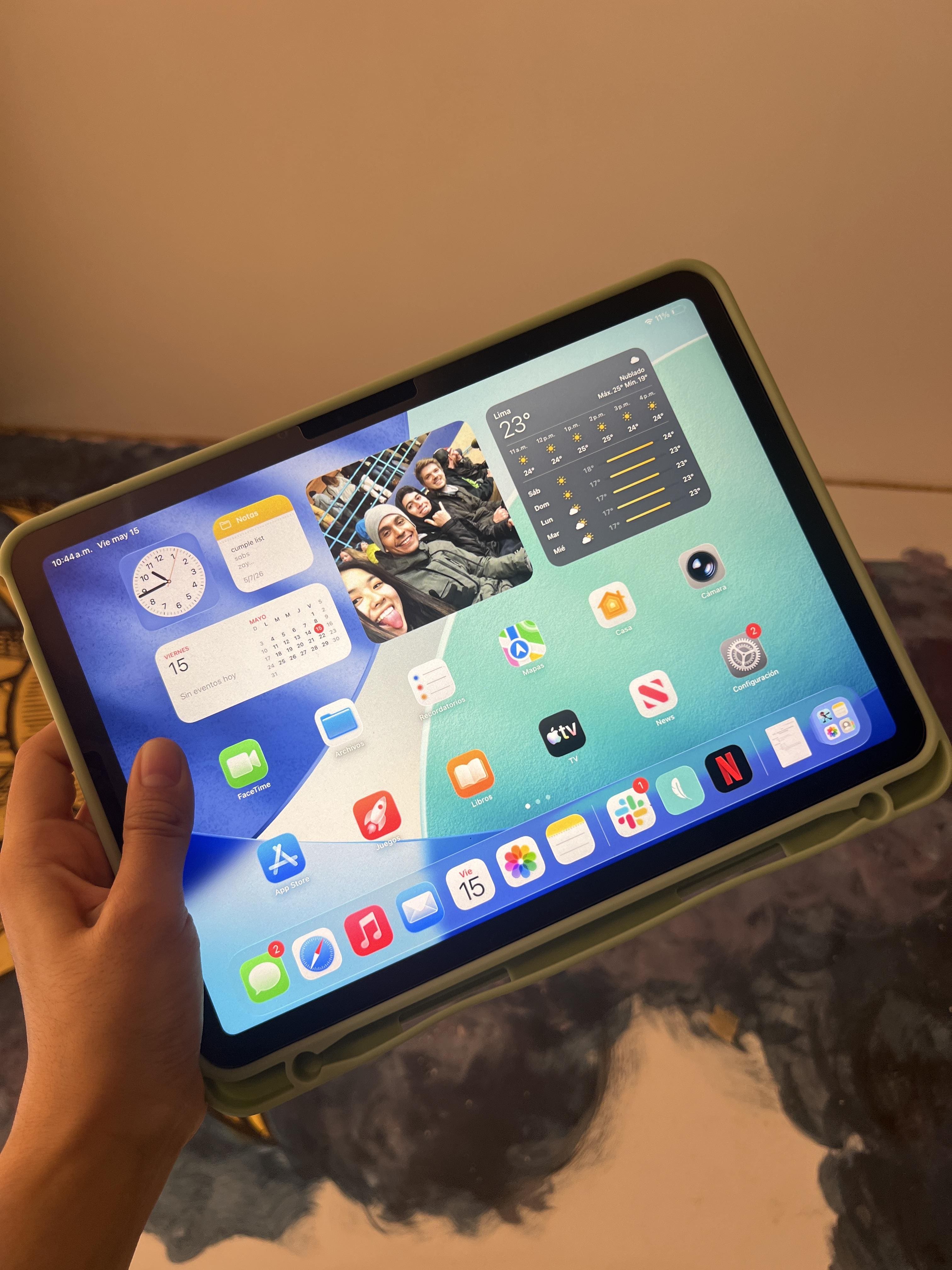 Apple 11 inch iPad Air M4 chip Wi Fi 256GB Blue MH364LL/A - Open