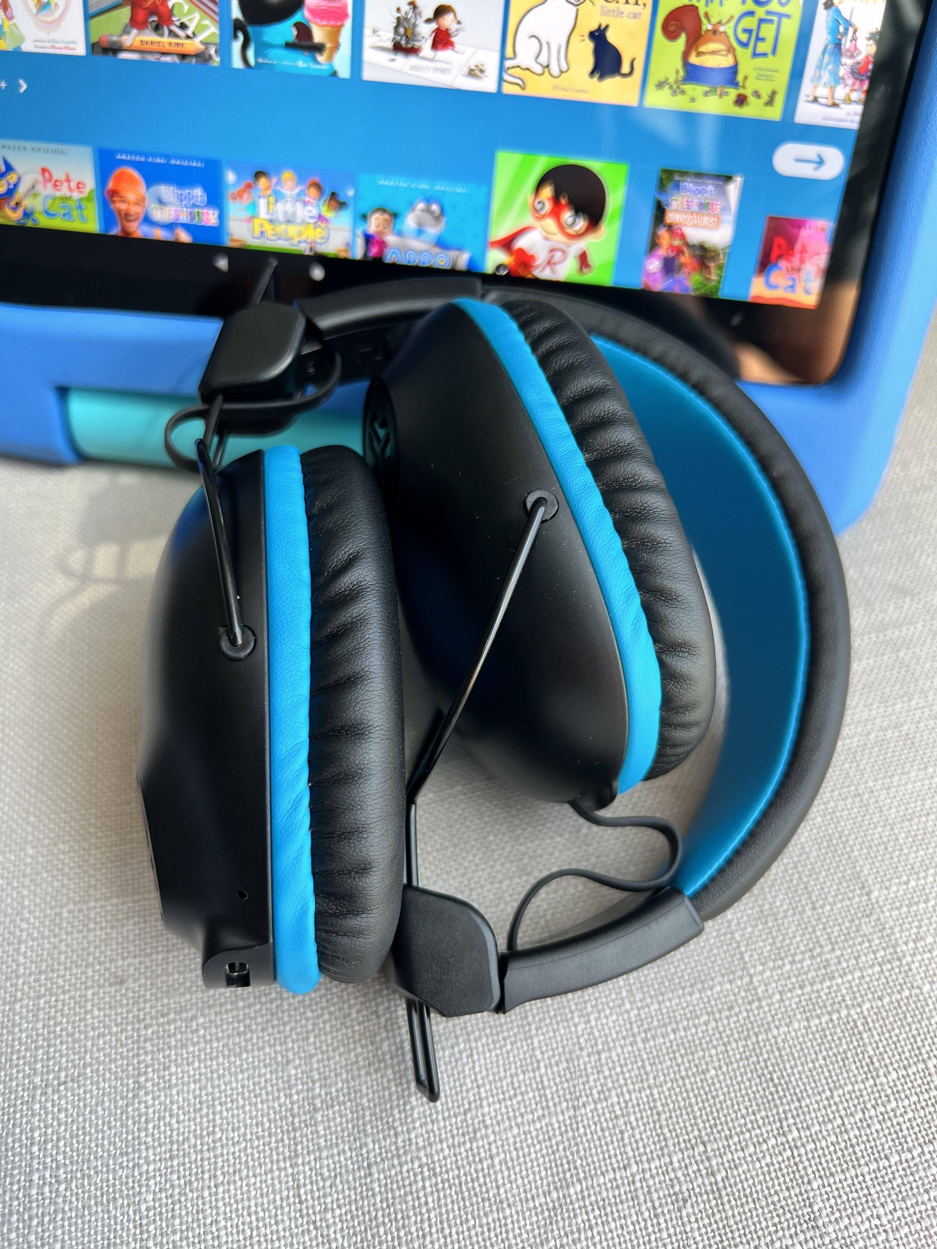 Collapses down for easy storage, click to load a larger version