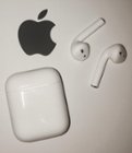 Apple AirPods with Charging Case (1st Generation) White MMEF2AM/A - Best Buy