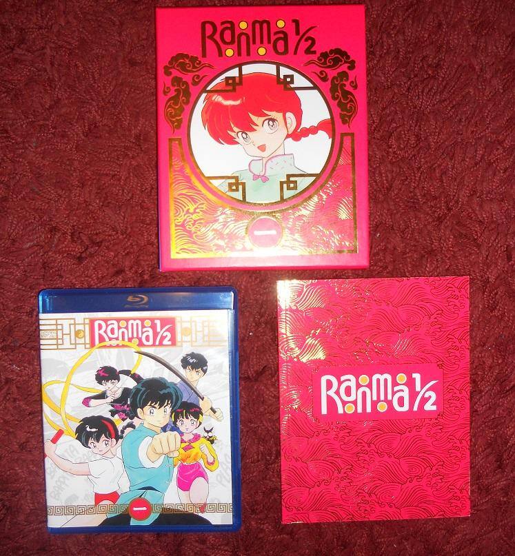 Artbox(above) Blu-ray case & collector's booklet, click to load a larger version