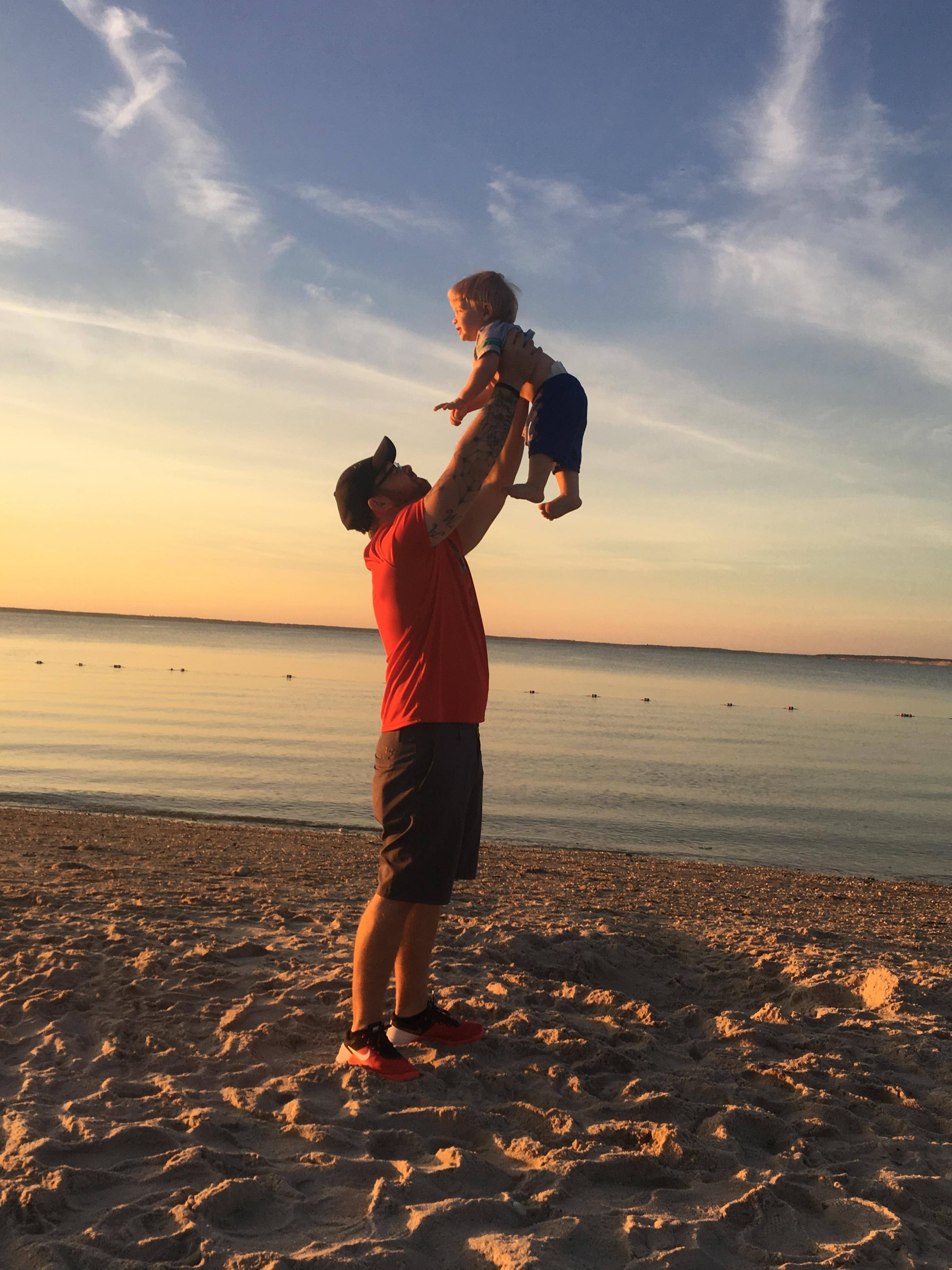 Here's a photo I took with my new iPhone., click to load a larger version