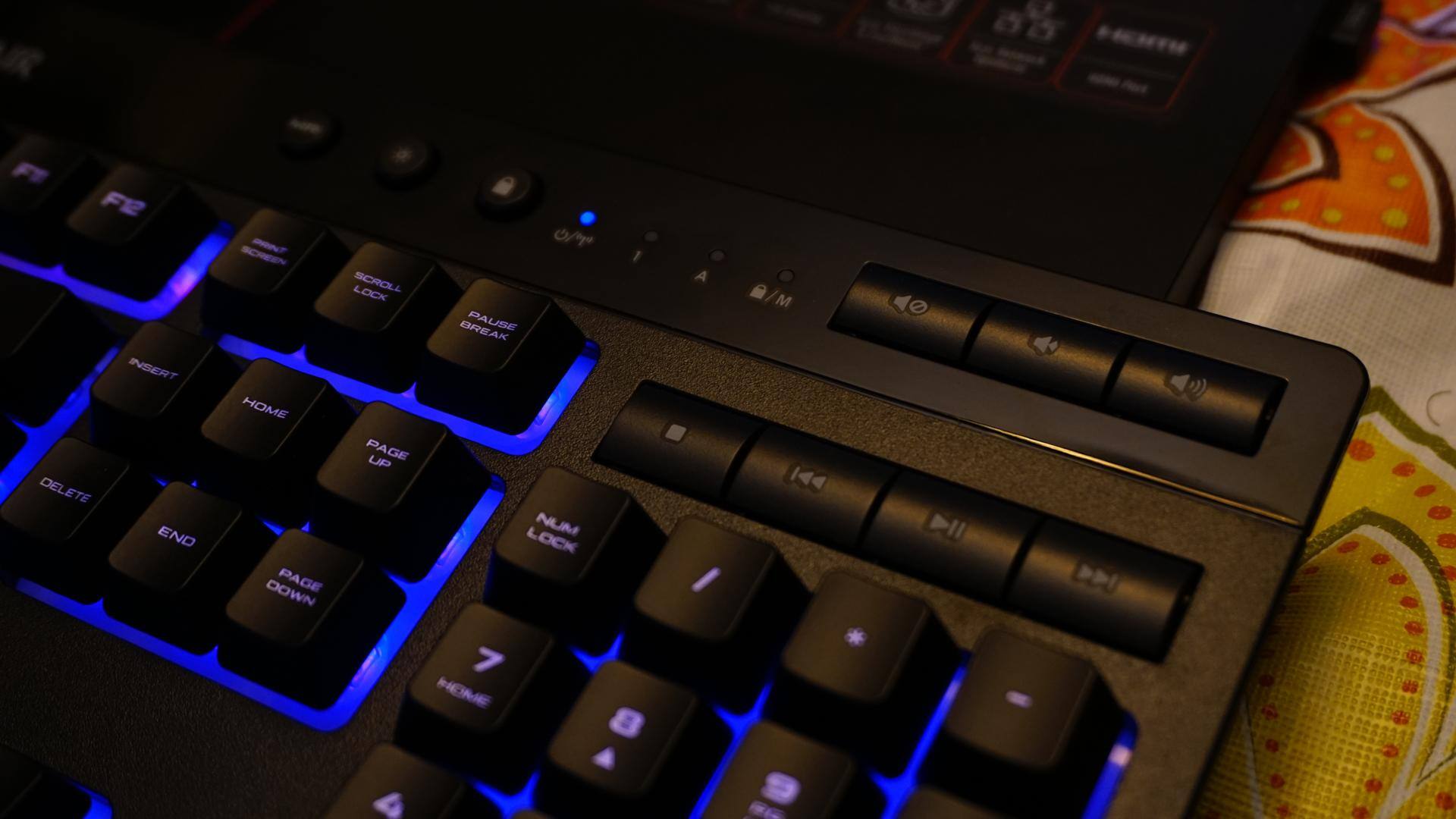 multimedia keys, click to load a larger version