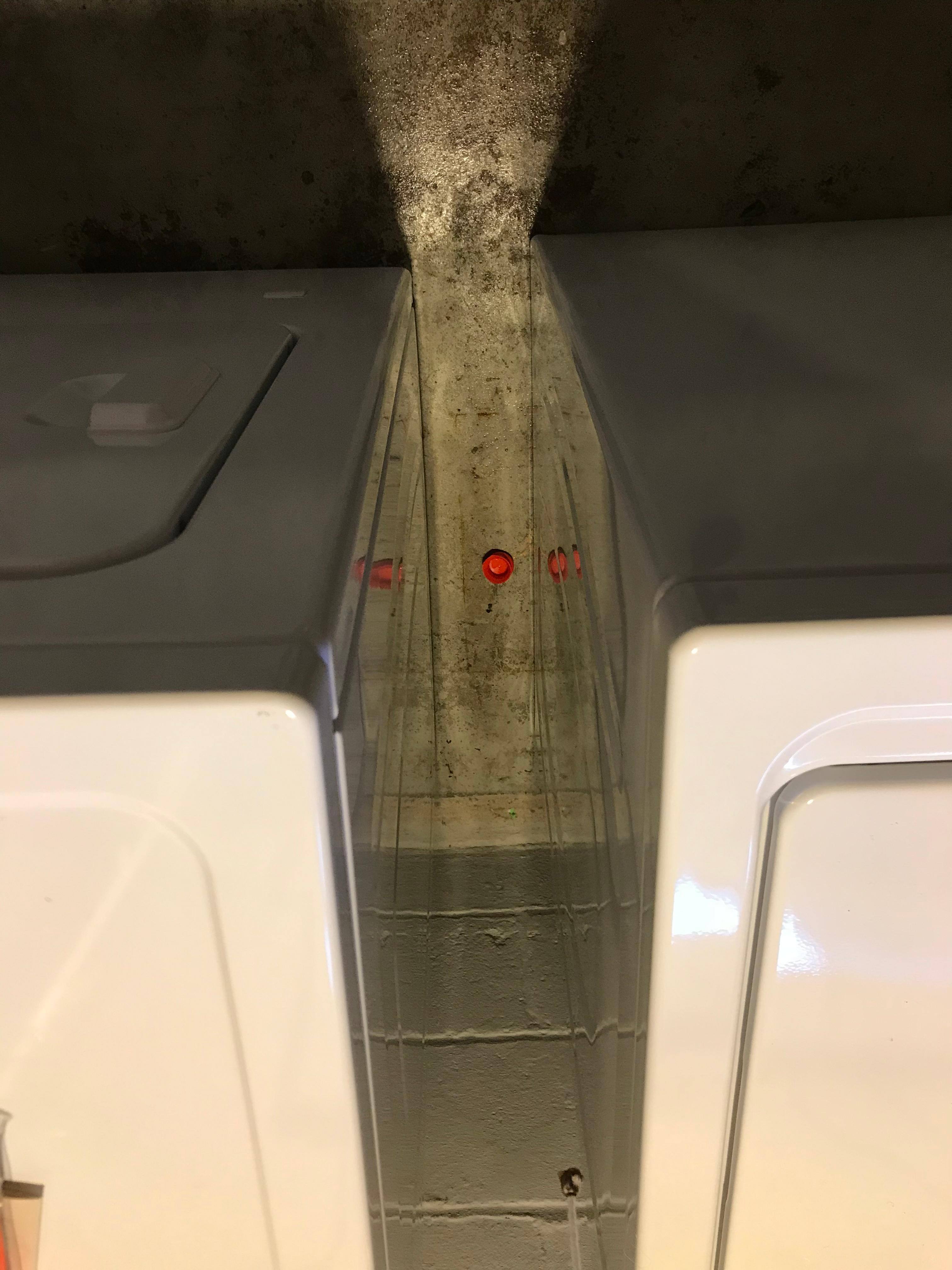 Installers threw trash on the floor., click to load a larger version