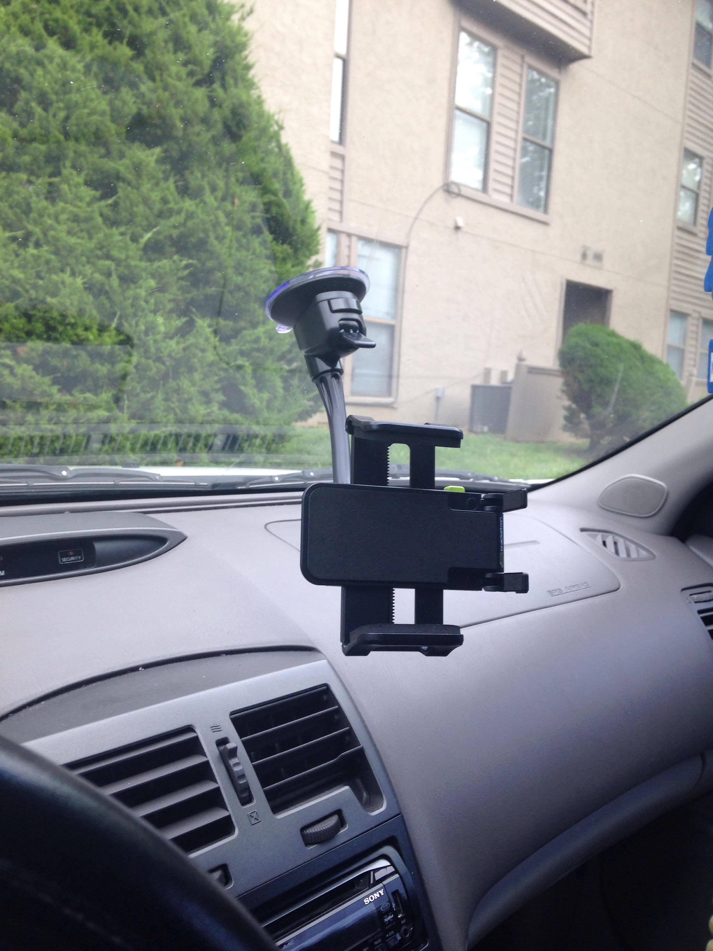 Horizontal look. When I want to get fancy ;), click to load a larger version