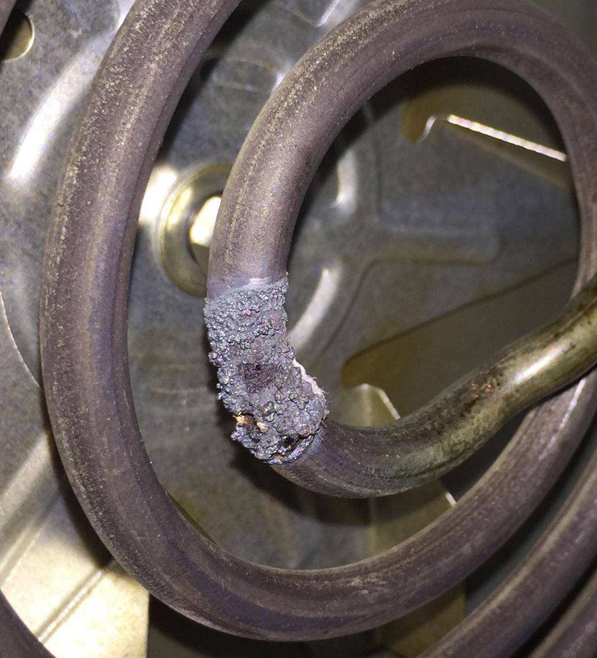 With flash heating coil burned, click to load a larger version