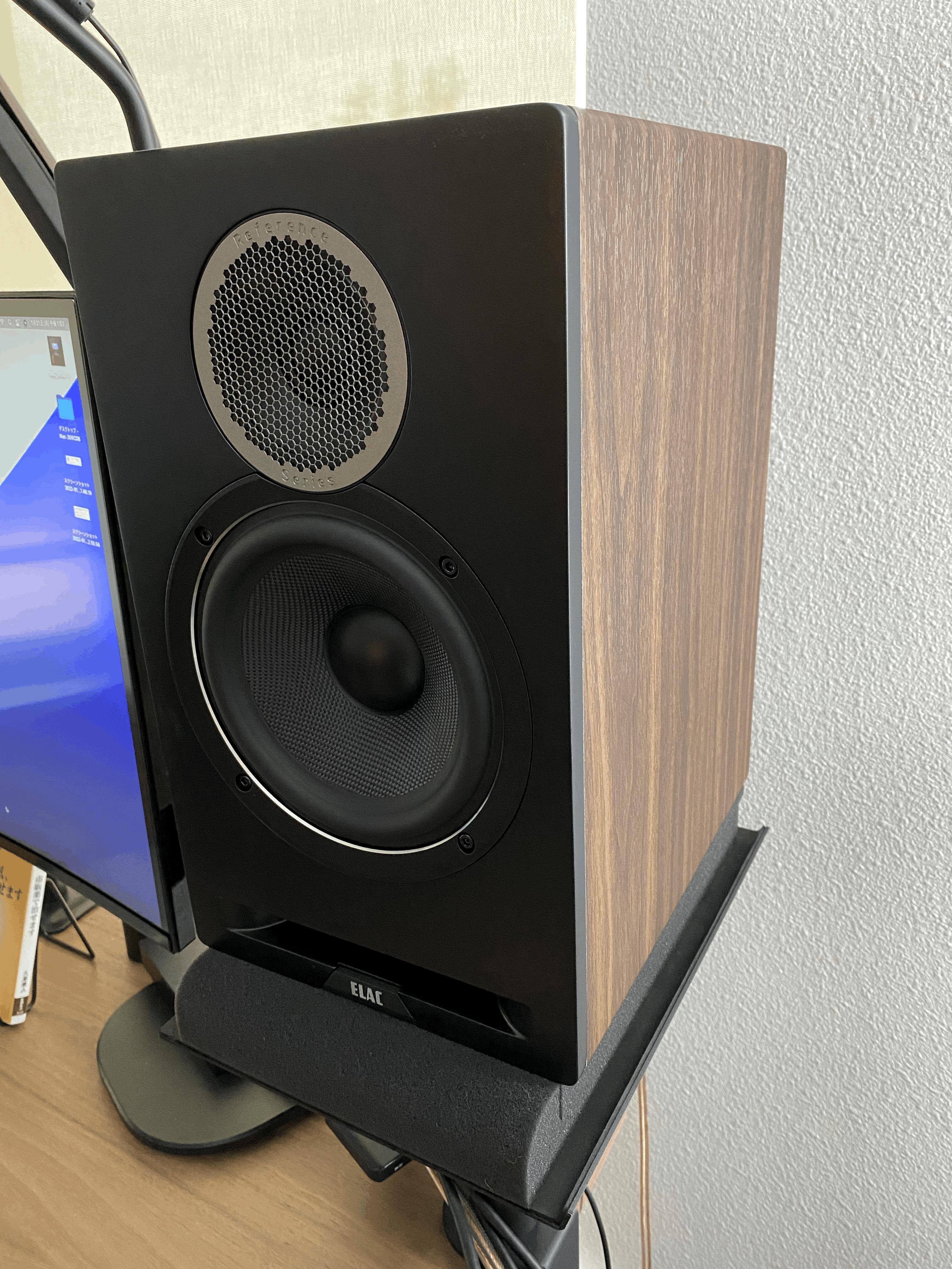ELAC Debut Reference Bookshelf Speakers Black/Walnut DBR62-BK