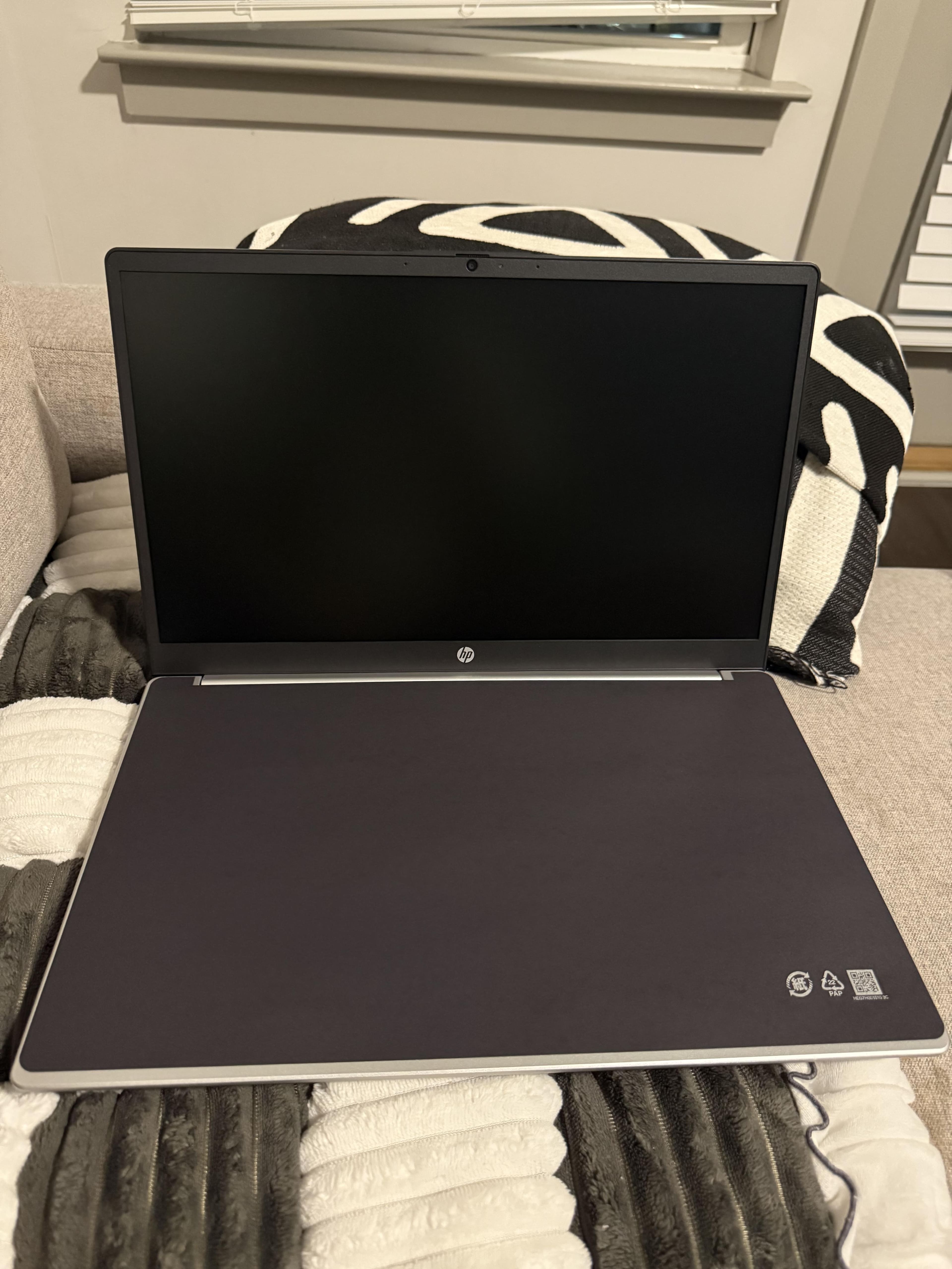 HP 15.6