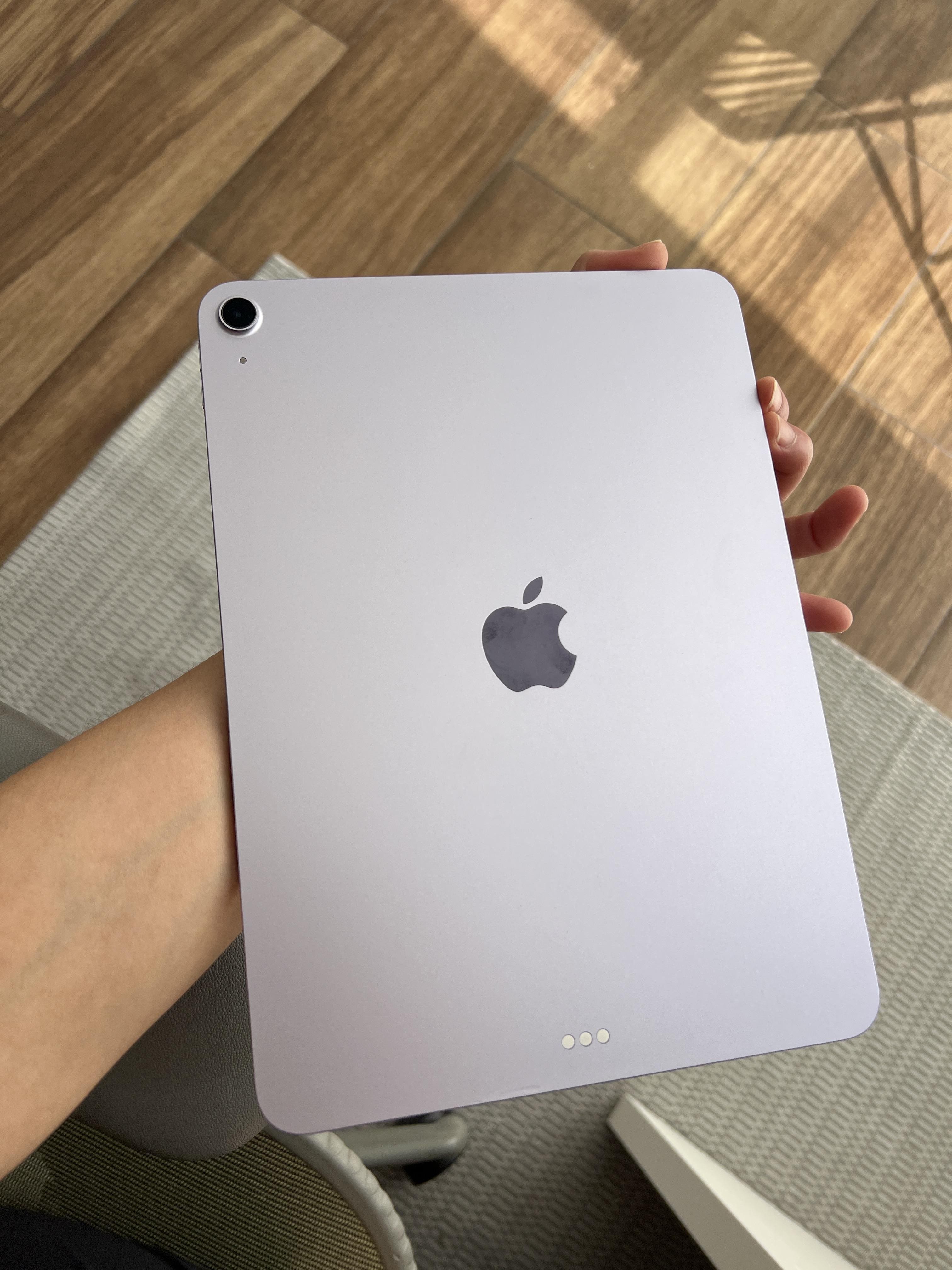 Apple Refurbished Excellent 11 inch iPad Air M3 chip Built for