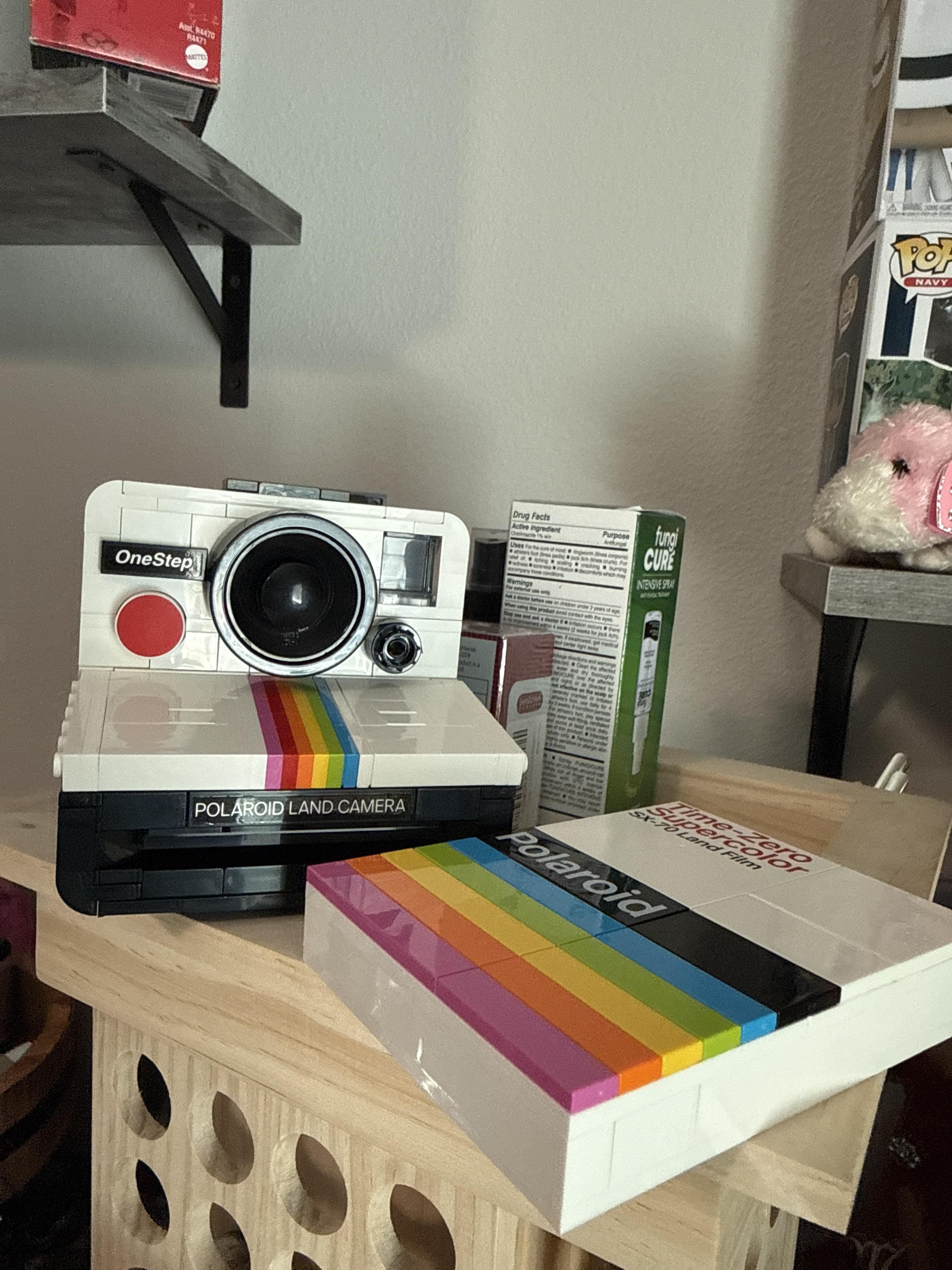LEGO Ideas Polaroid OneStep SX 70 Camera Model 21345 6474642