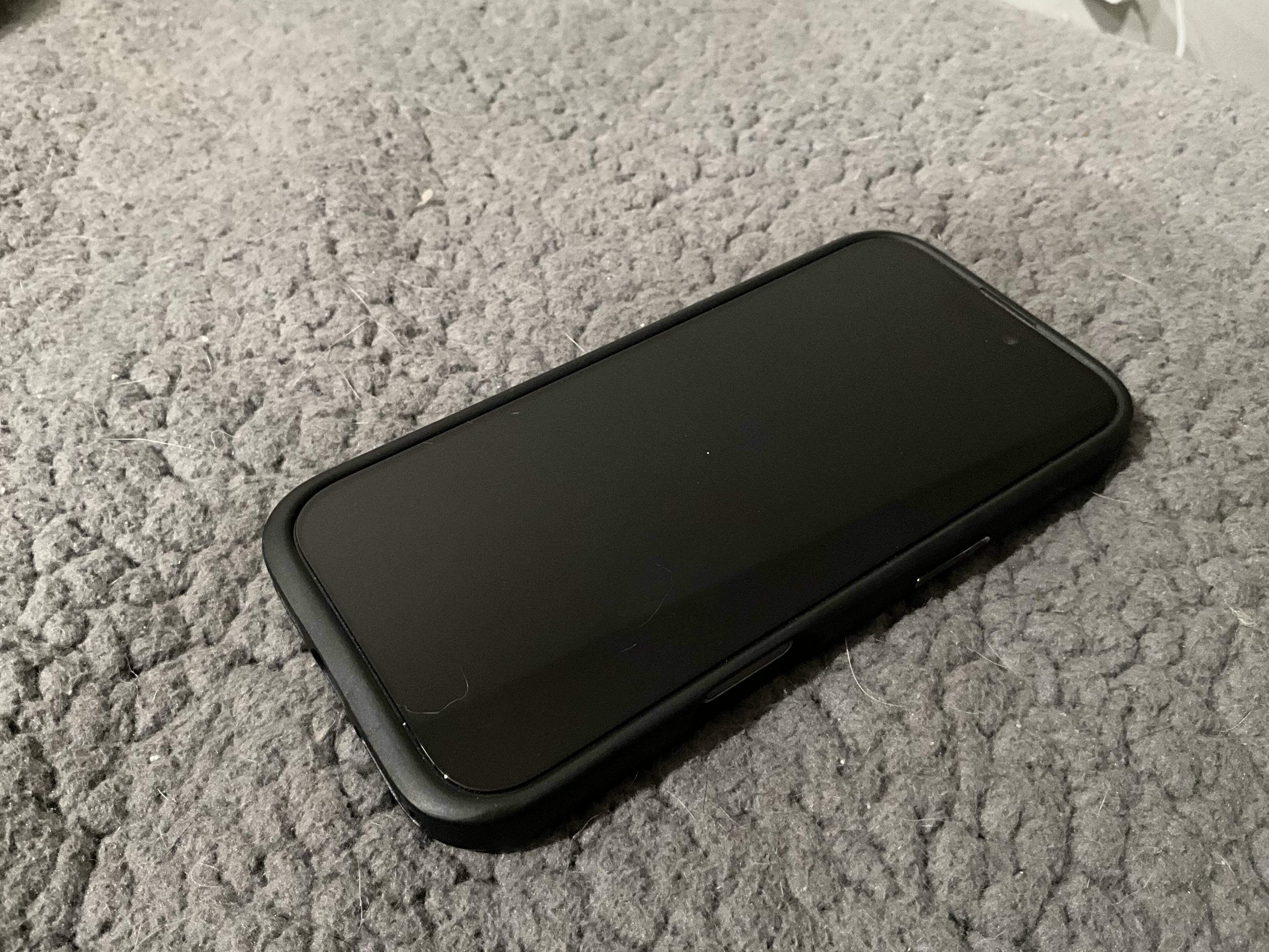 ZAGG XTR 5 with screen off, click to load a larger version