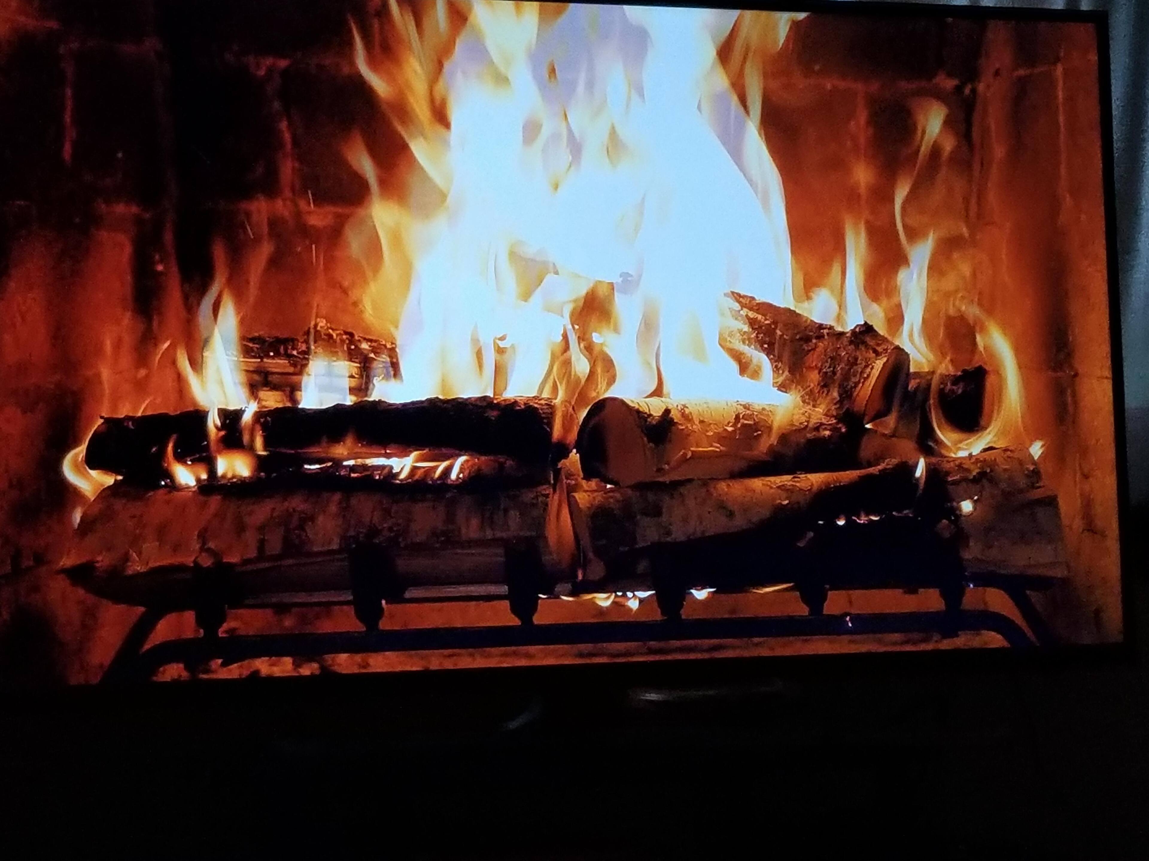 Makes the room seem warmer!, click to load a larger version