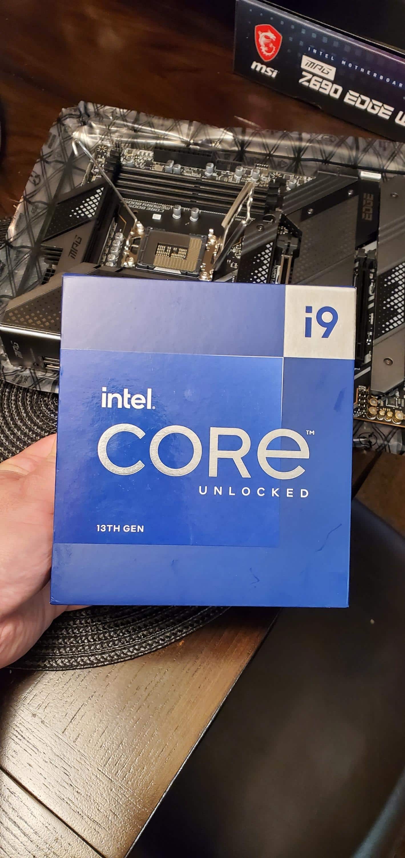 Intel Core i9 13900K 13th Gen 24 cores 8 P cores + 16 E cores 36M