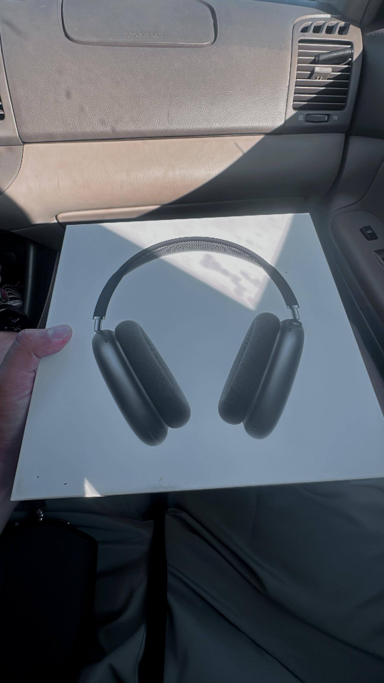 Customer provided, click to load a larger version