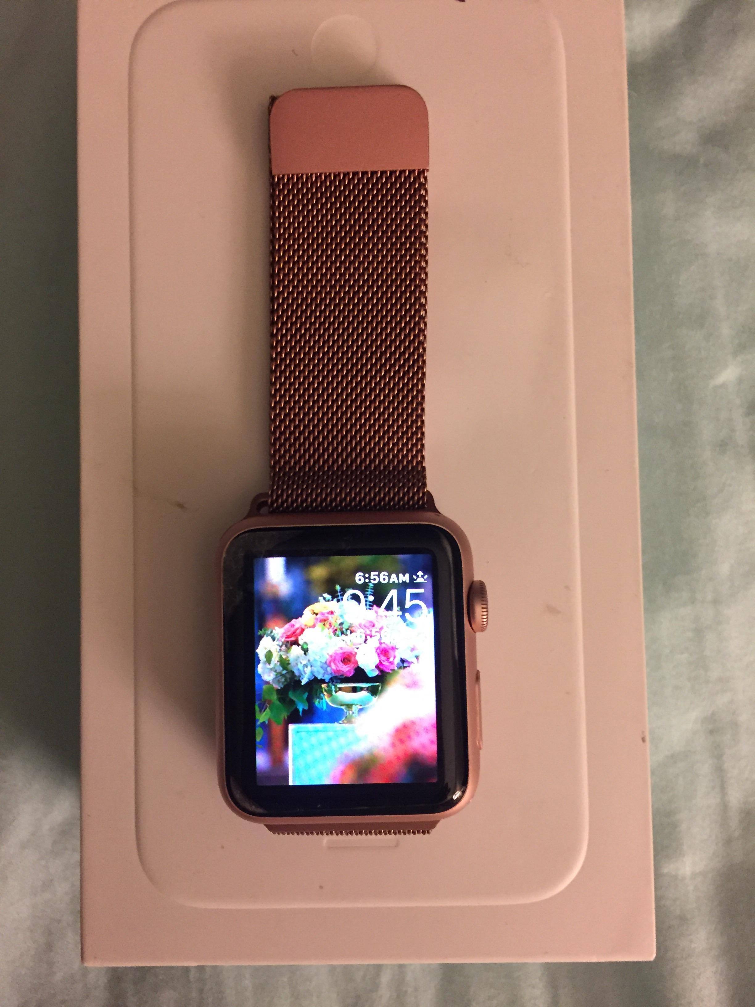 Rose Gold band., click to load a larger version