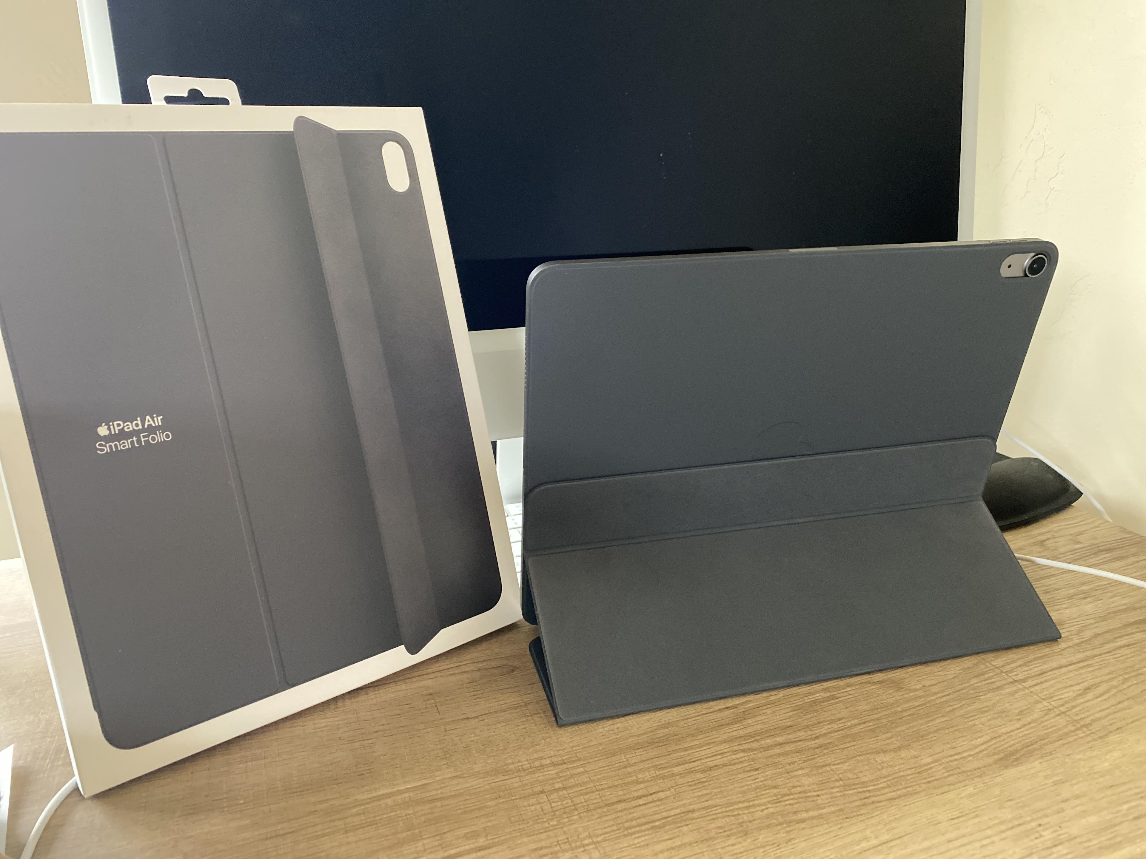 Apple Smart Folio for iPad Air 13 inch (M3) and iPad Air 13