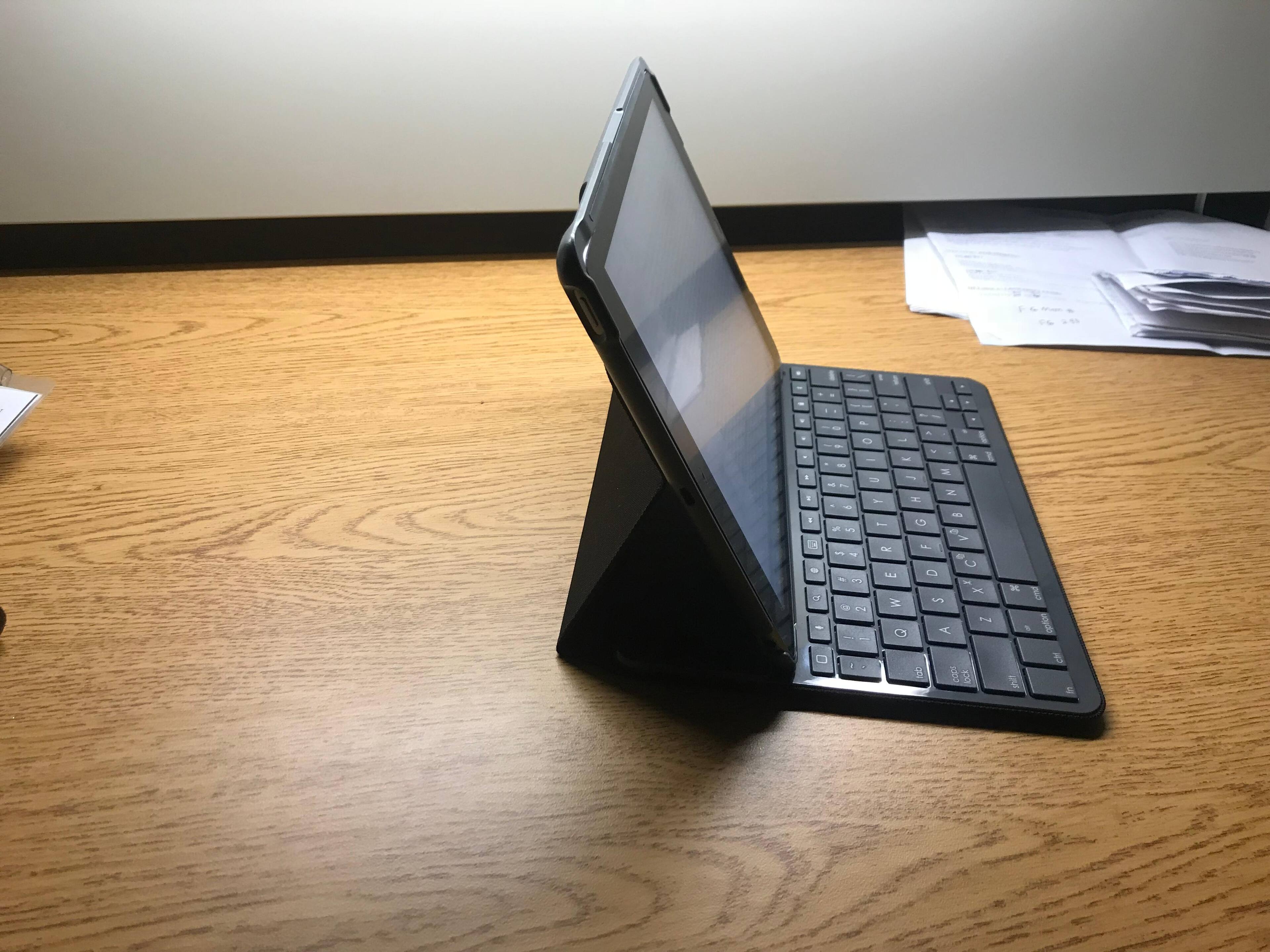 The magnetic strip holds my iPad in securely, click to load a larger version