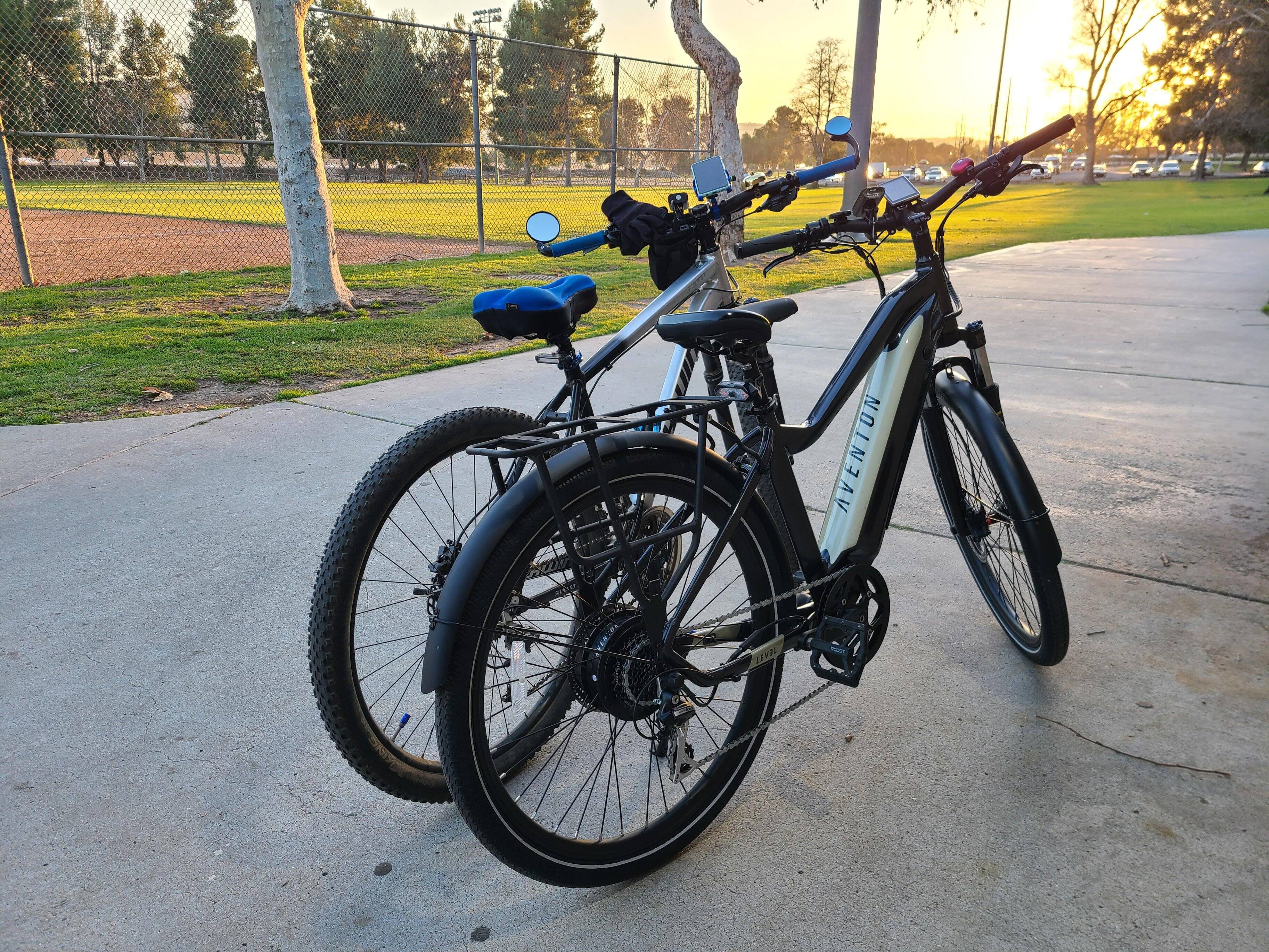 Both of my bikes have 27.5" wheels and are size medium., click to load a larger version