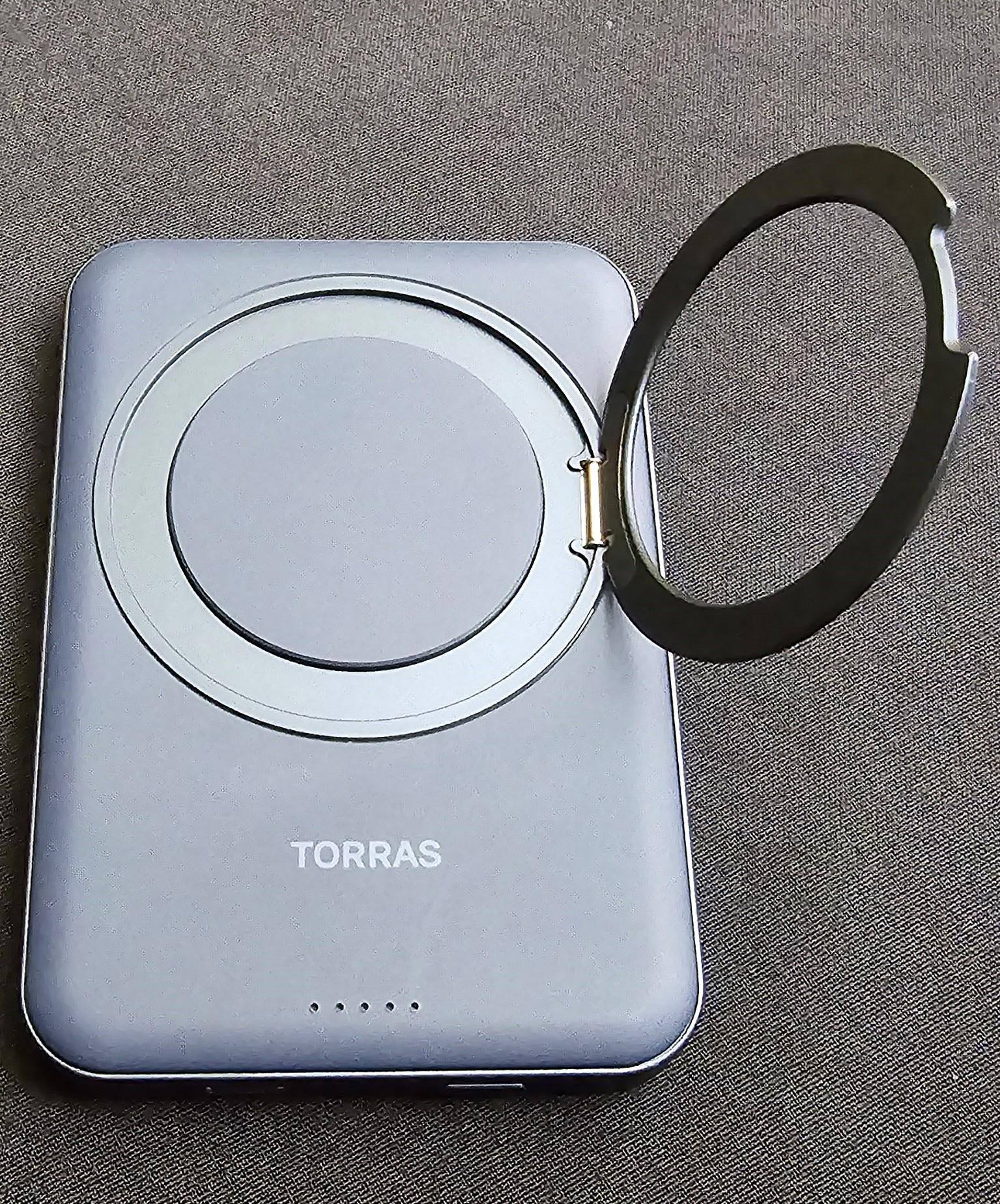 It does rotate 360, click to load a larger version