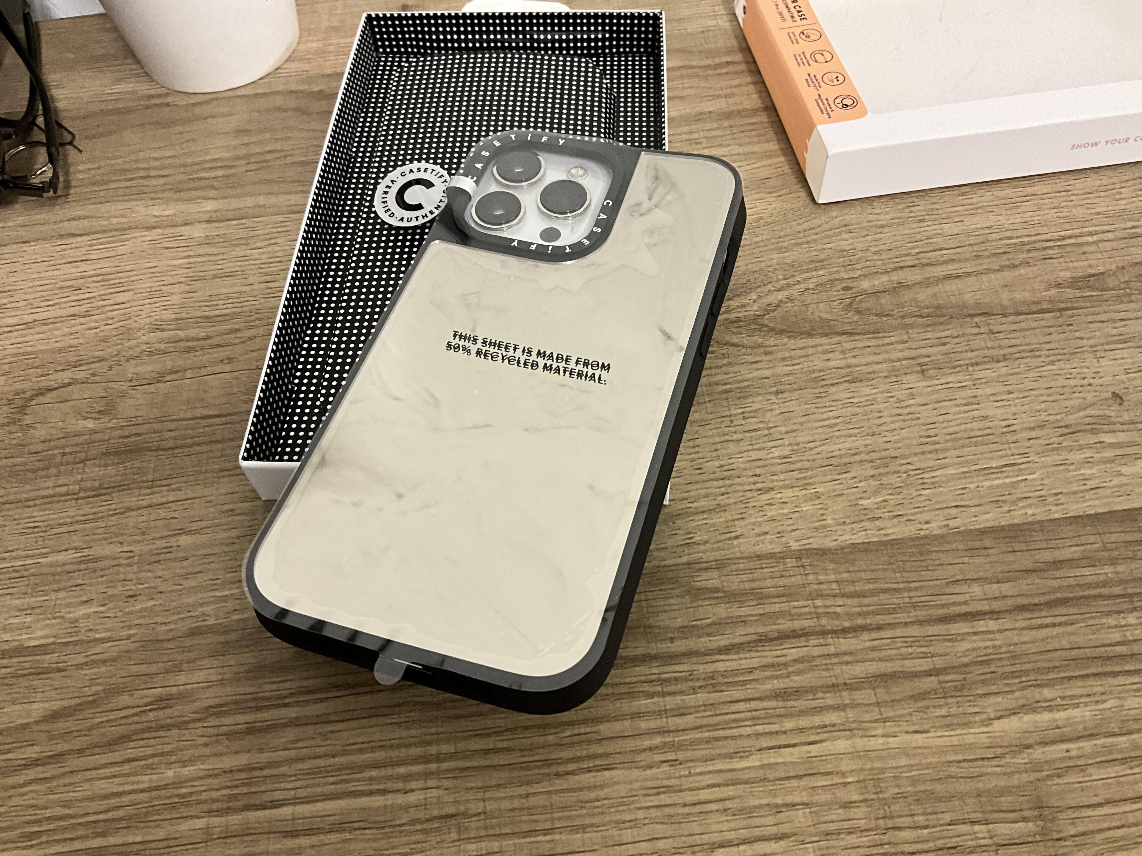 F.C.R.B. - FCRB CASETiFY  SILVER CASE iPhone12pro用 Amazon.com: CASETiFY Mirror iPhone 12 Pro Case [Reflective