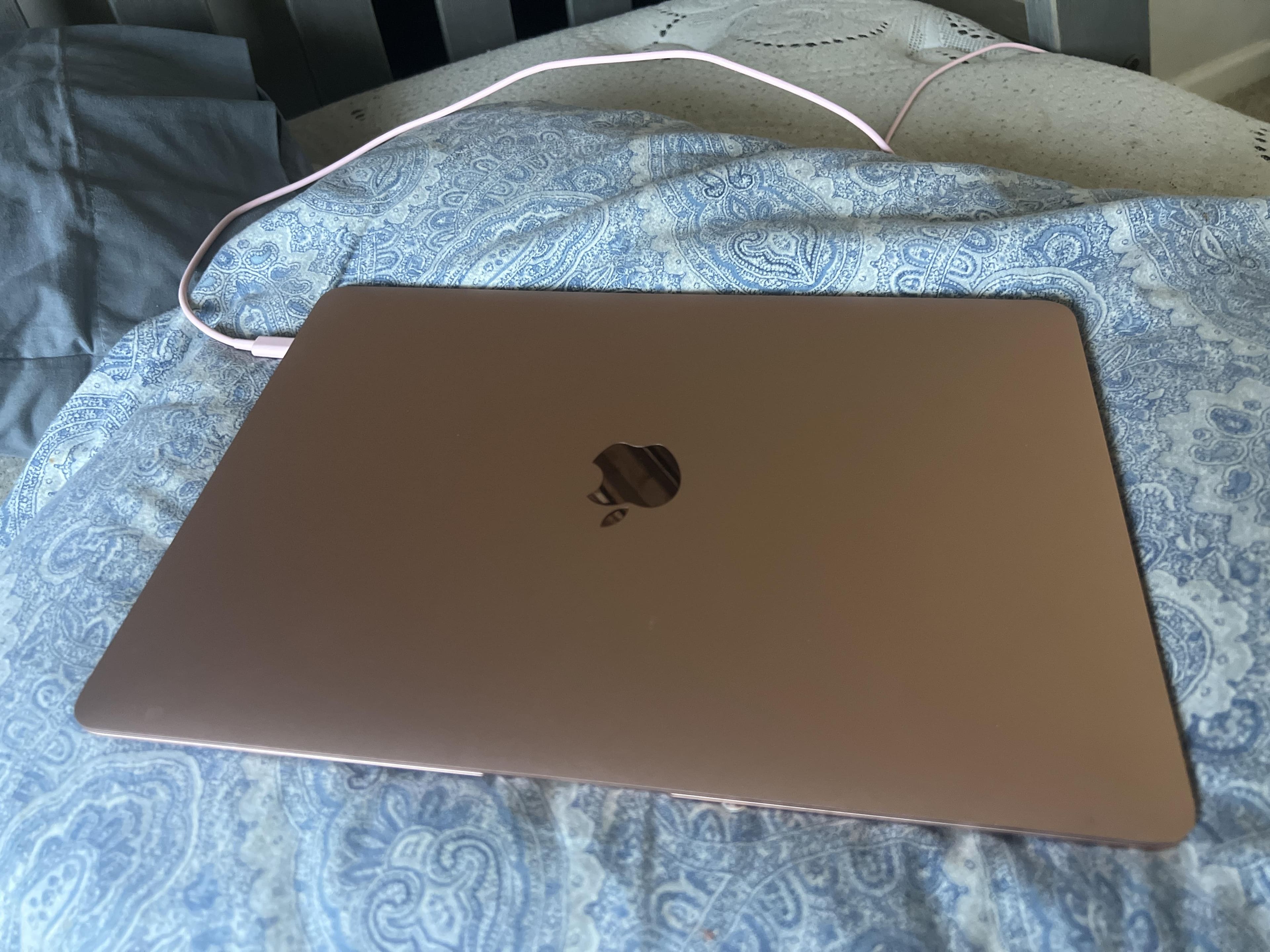 Apple Geek Squad Certified Refurbished MacBook Air 13.3