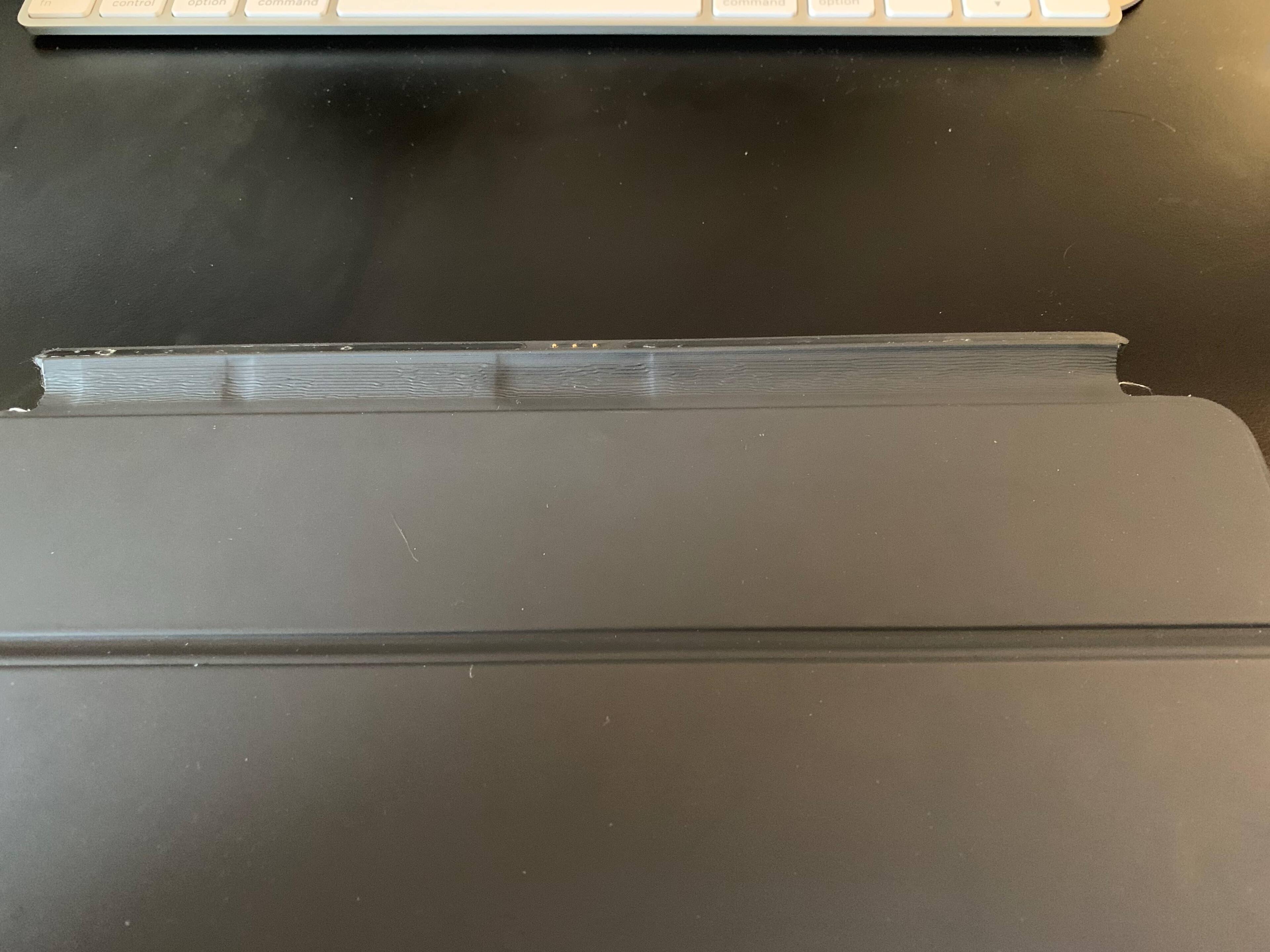 Hinge material worn, click to load a larger version