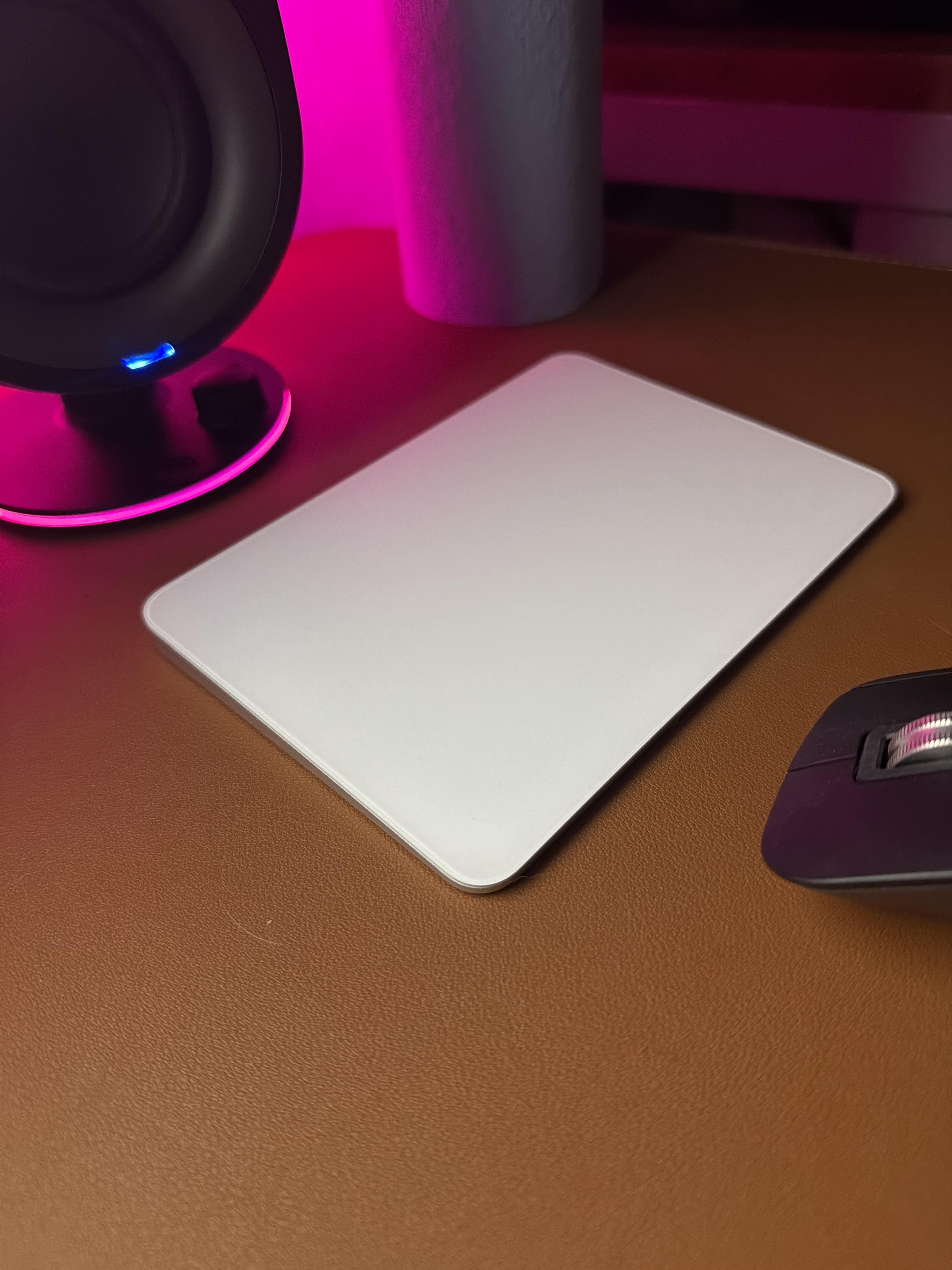 Apple Magic Trackpad Multi Touch Surface (USB C) Wireless White