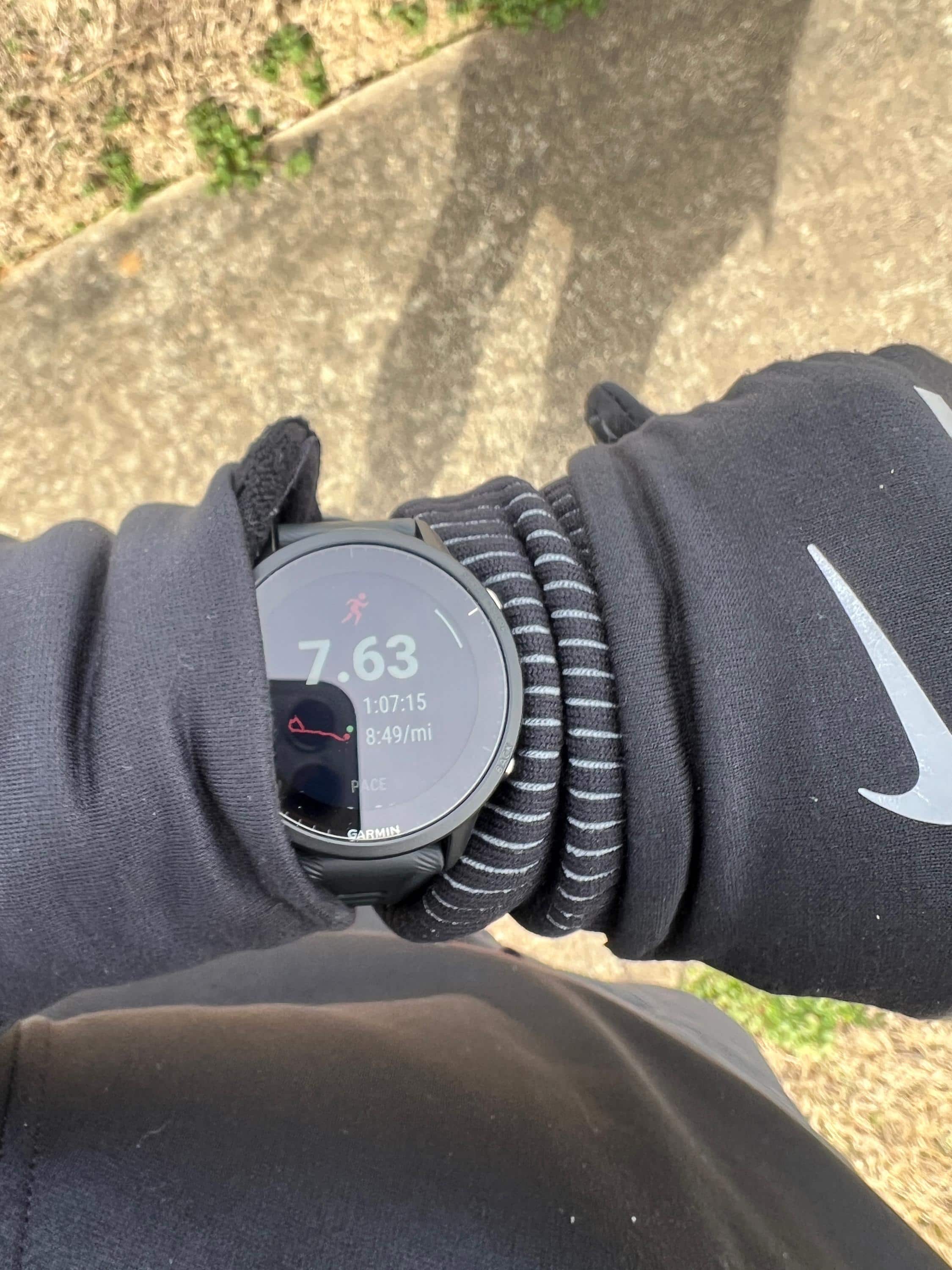 Garmin Forerunner 955 GPS Smartwatch 47 mm Fiber reinforced