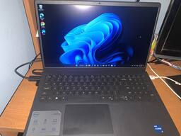 Dell Inspiron 15 3520 15.6 Dell Inspiron 15 3520 15.6
